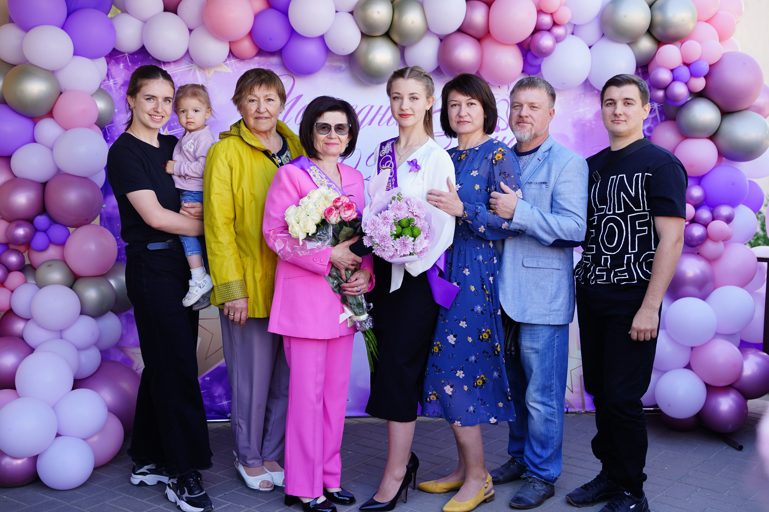 Последний звонок. MEMENTO.Выпускные альбомы, школьные, юбилейные и другие книги. Ростов-на-Дону