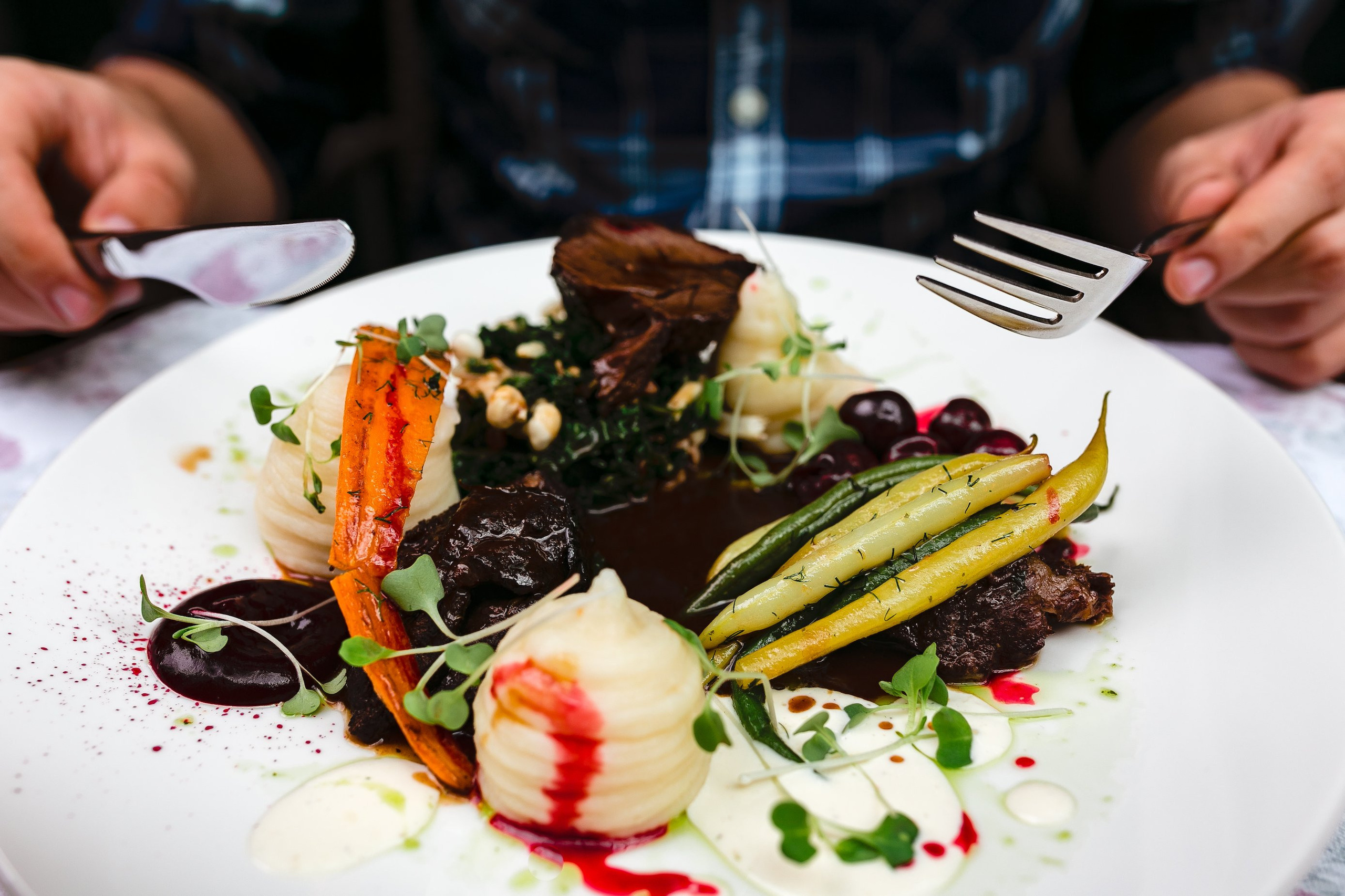 Съёмка для ресторанов и кафе. Интерьерный и портретный фотограф в Екатеринбурге Андрей Калинин