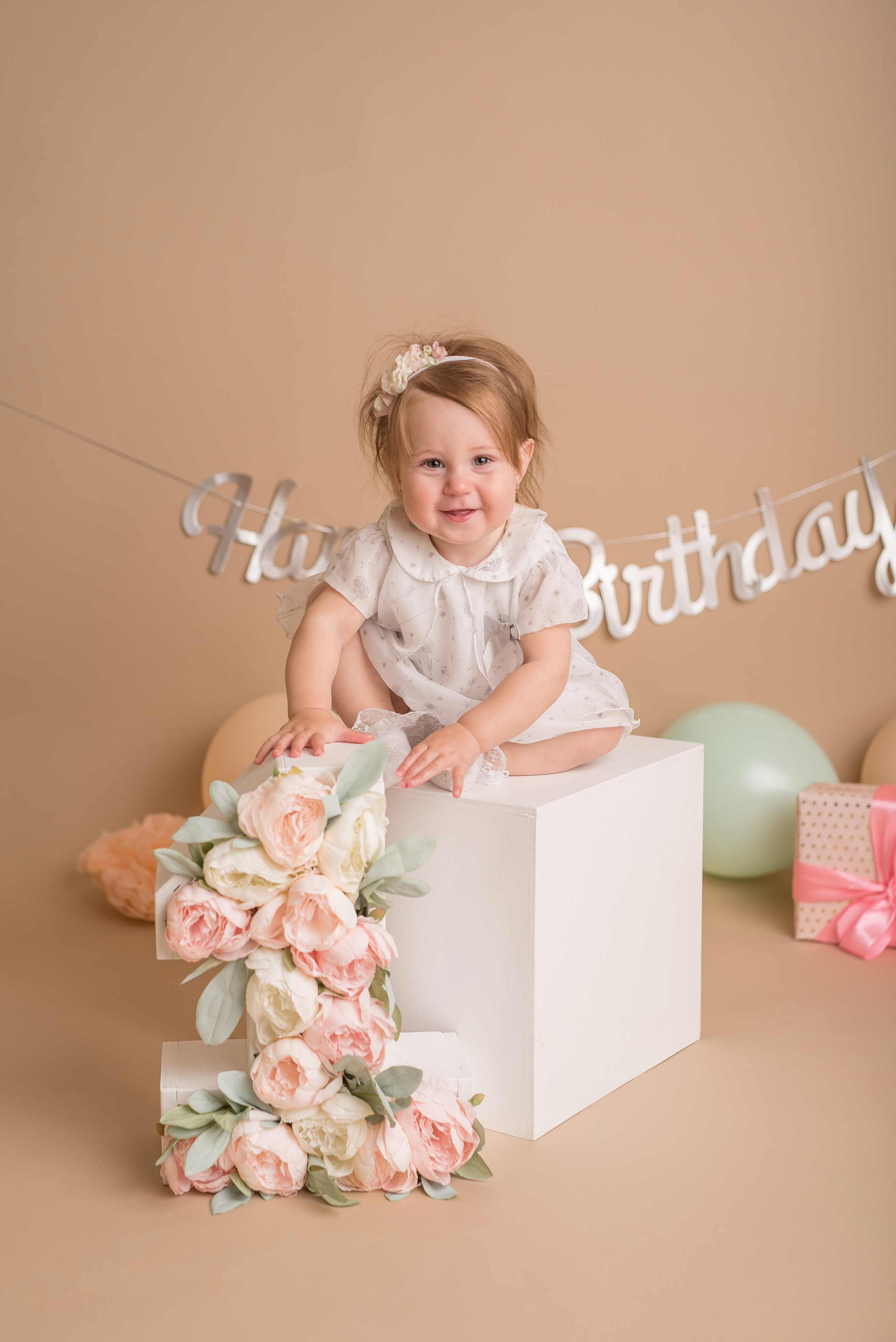 Варвара, годик. Фотограф новорожденных и детский фотограф в Екатеринбурге Ксени