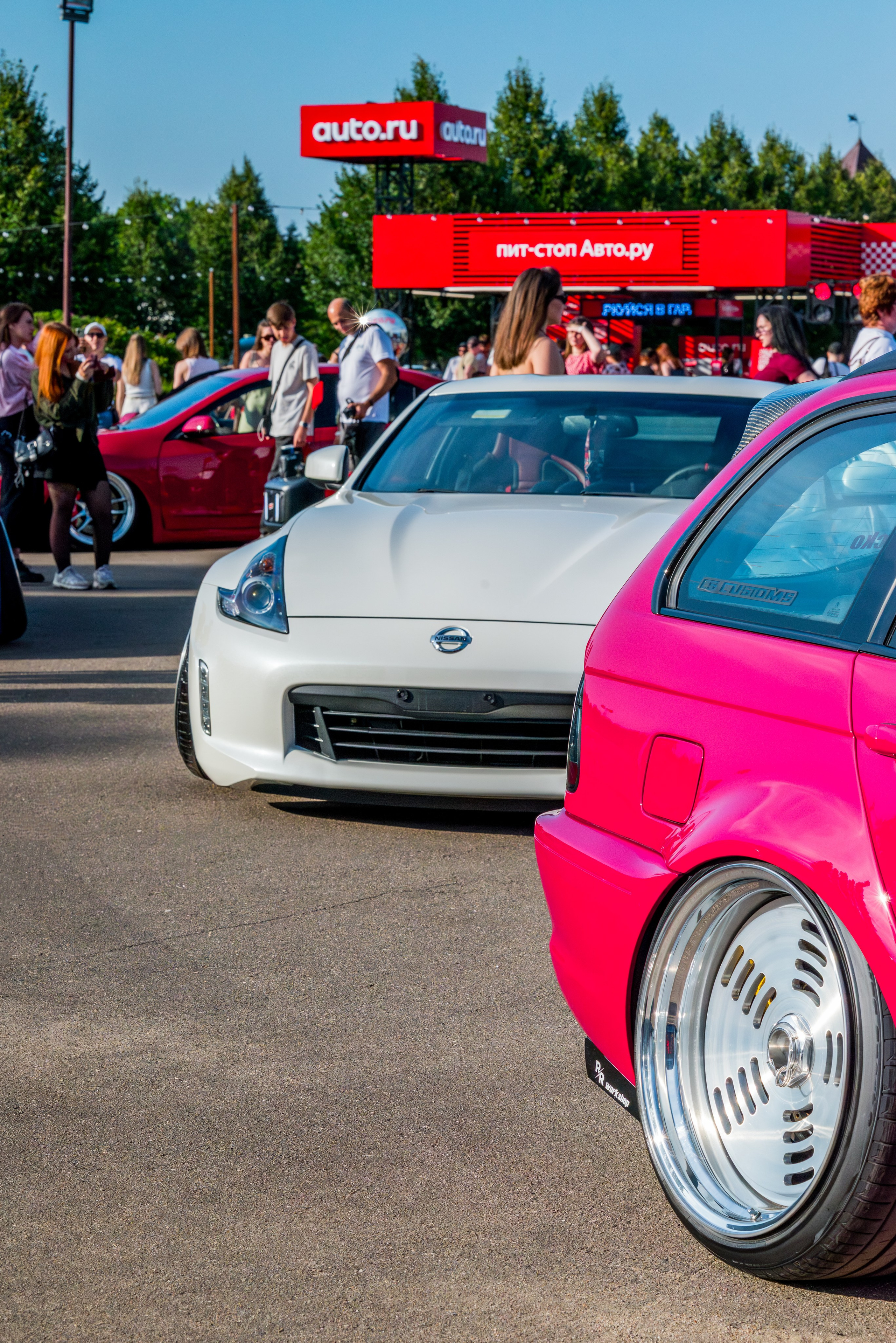 WHYNOT'25. Автомобильный фотограф Александра Рузиева aka Ju1cyFlex