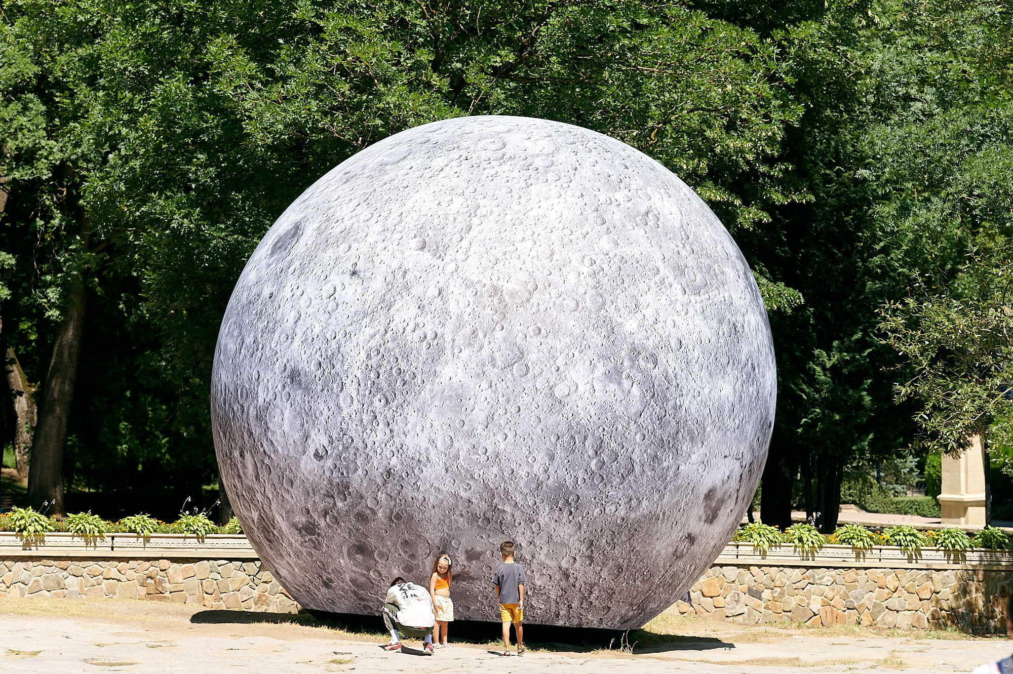 Кисловодск, Россия. Август 2024. Фотографии отовсюду и обо всем