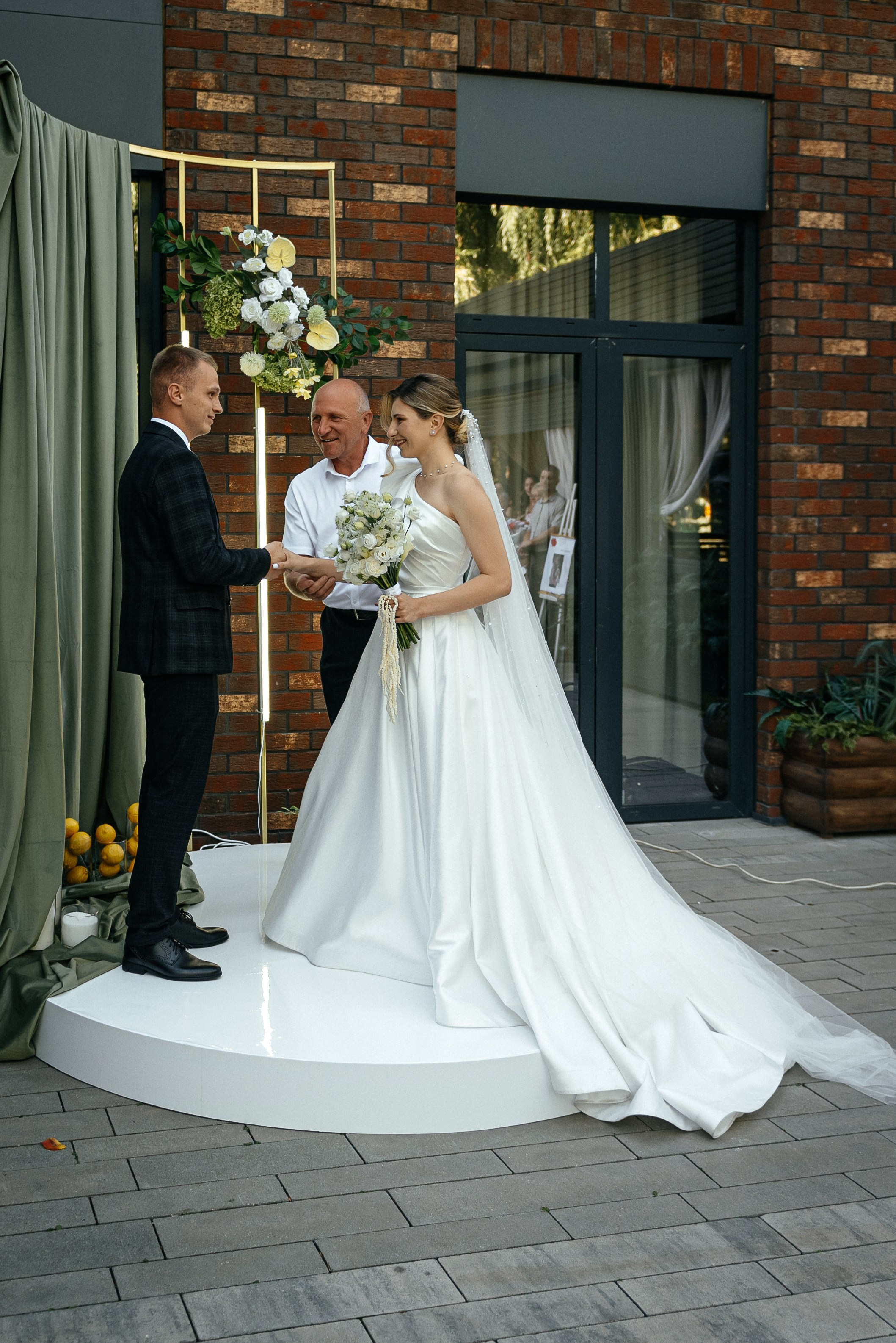 Артем и Алина. Свадебный и семейный фотограф в Алексеевке Марина Купреева