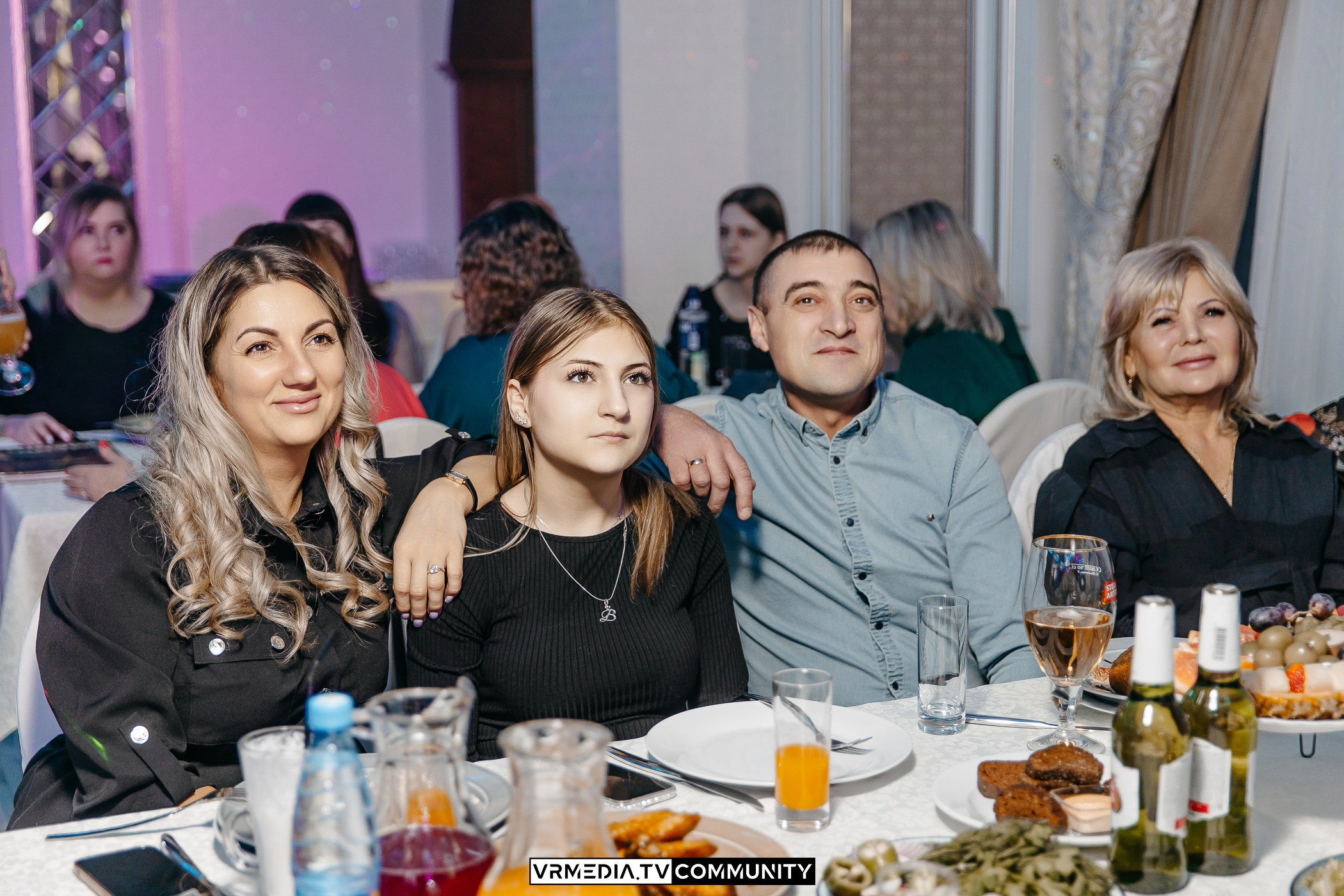 Международный женский день в ресторане «Лазурный Берег»