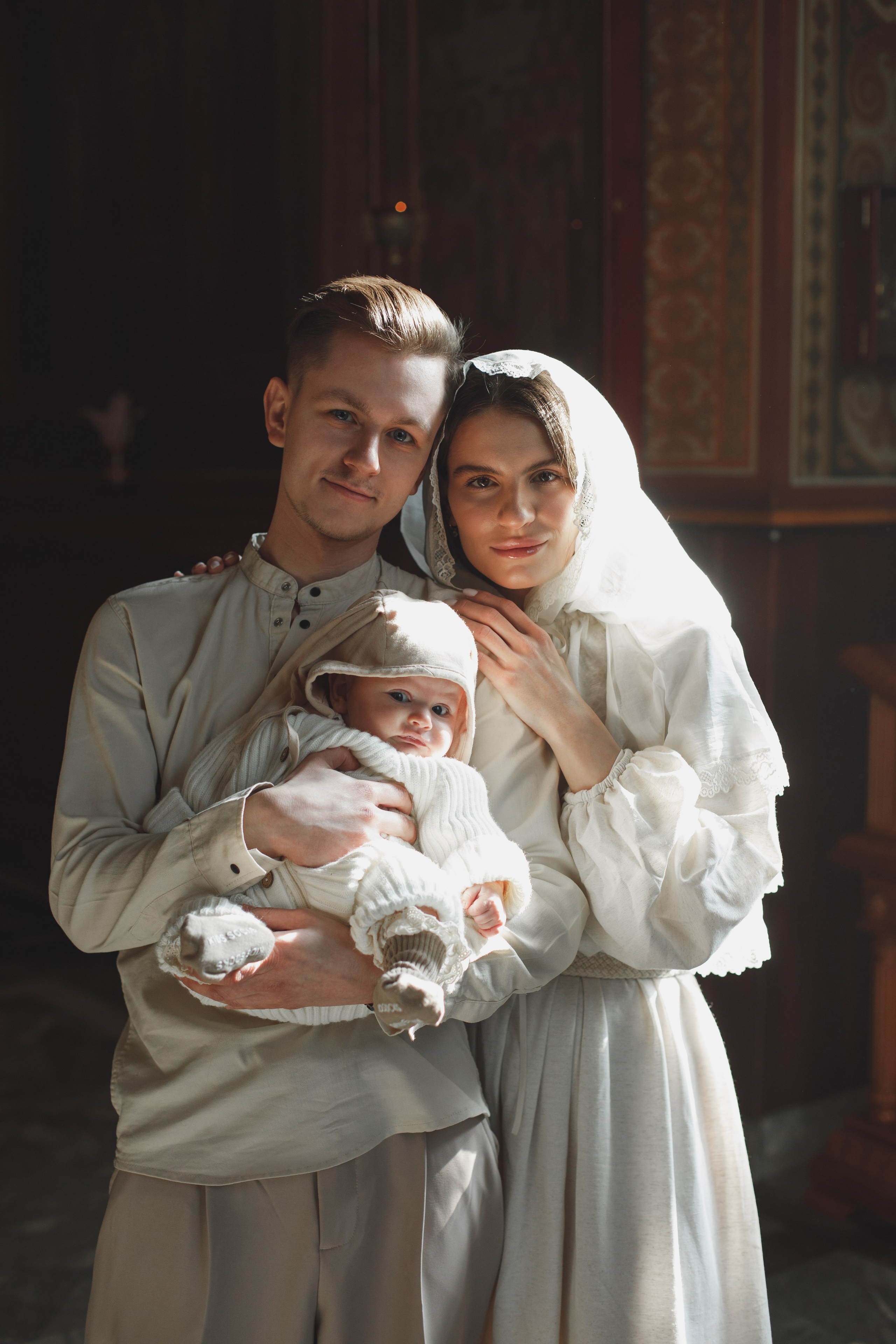 Фотосъёмка таинства крещения в Белгороде. Свадебный и контент фотограф в Белгороде Ярослав Гаврилейченко