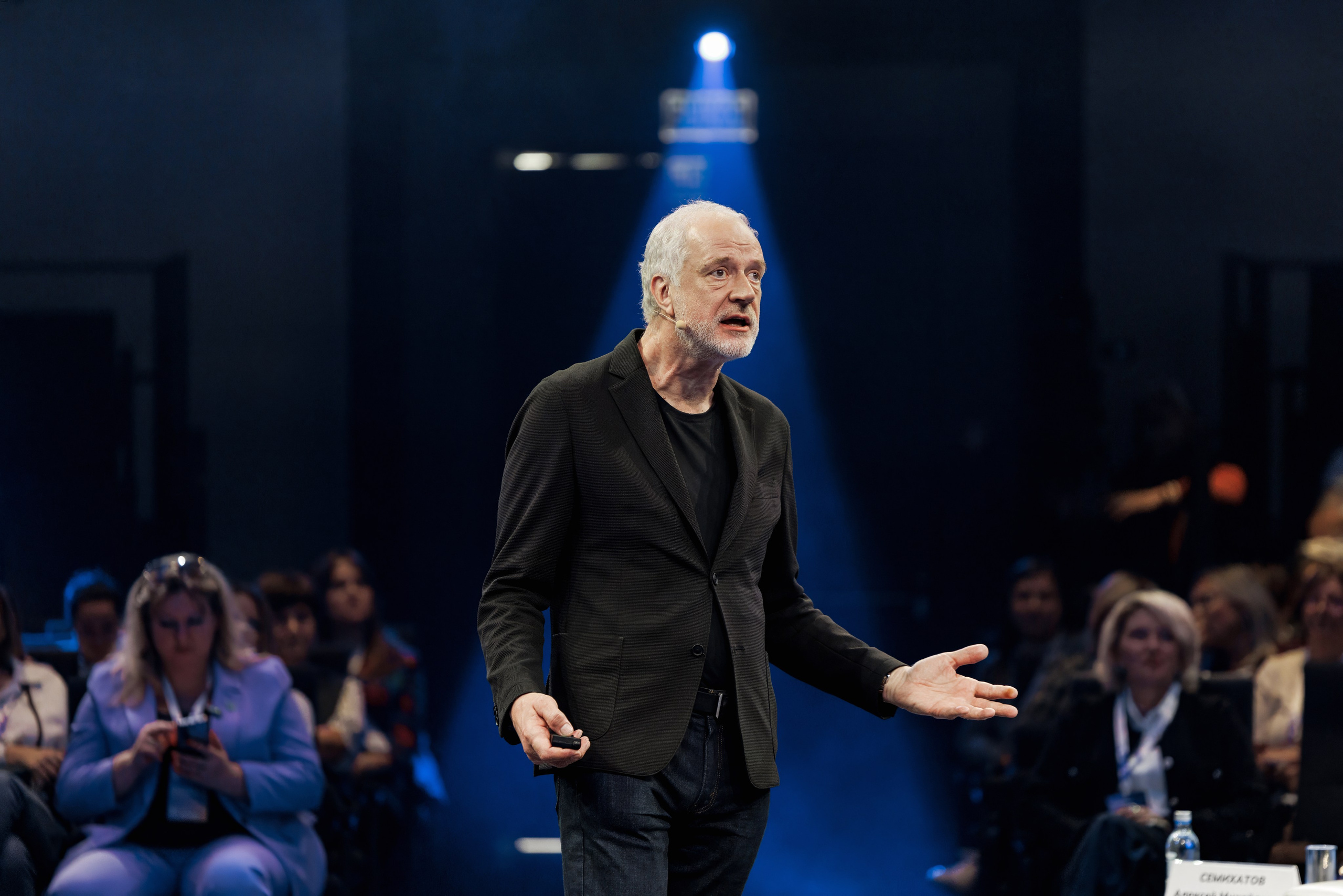 Business. Максим Чернышев — фотограф