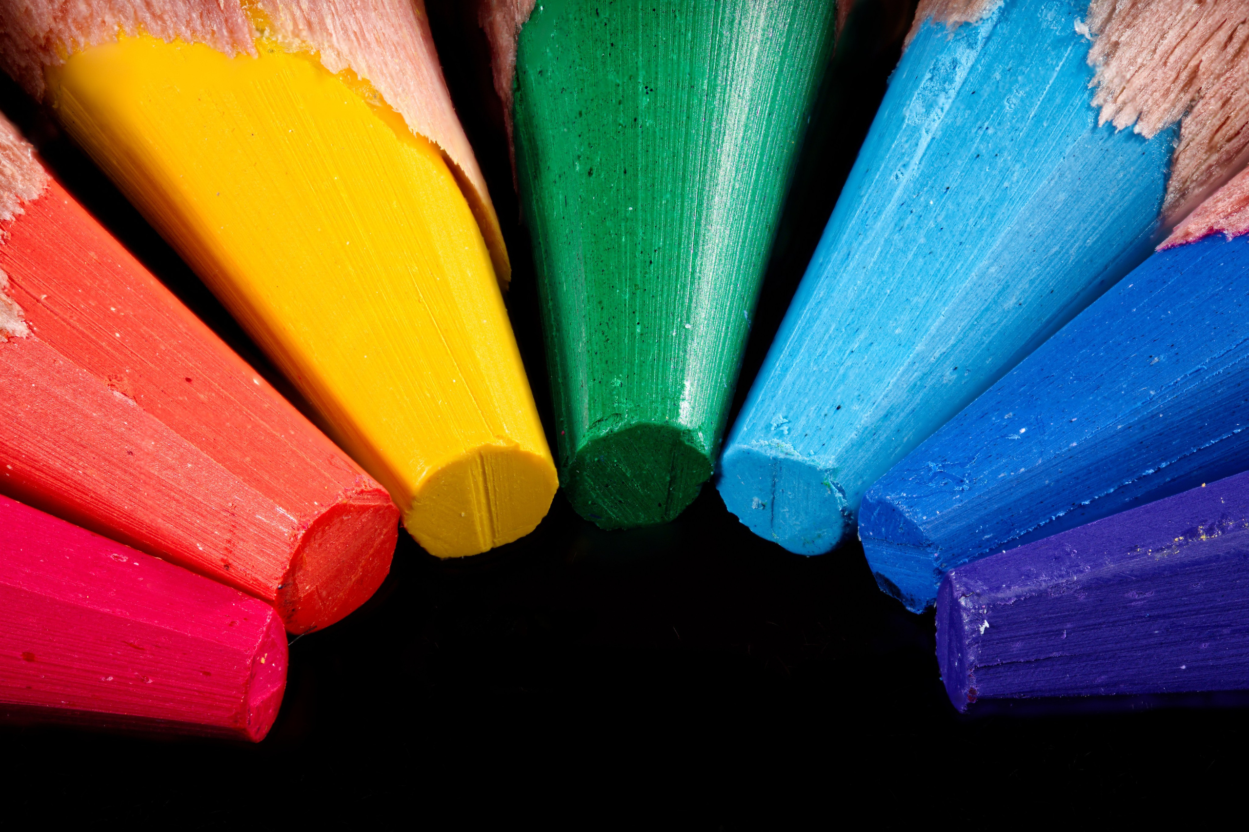 Грифели цветных карандашей