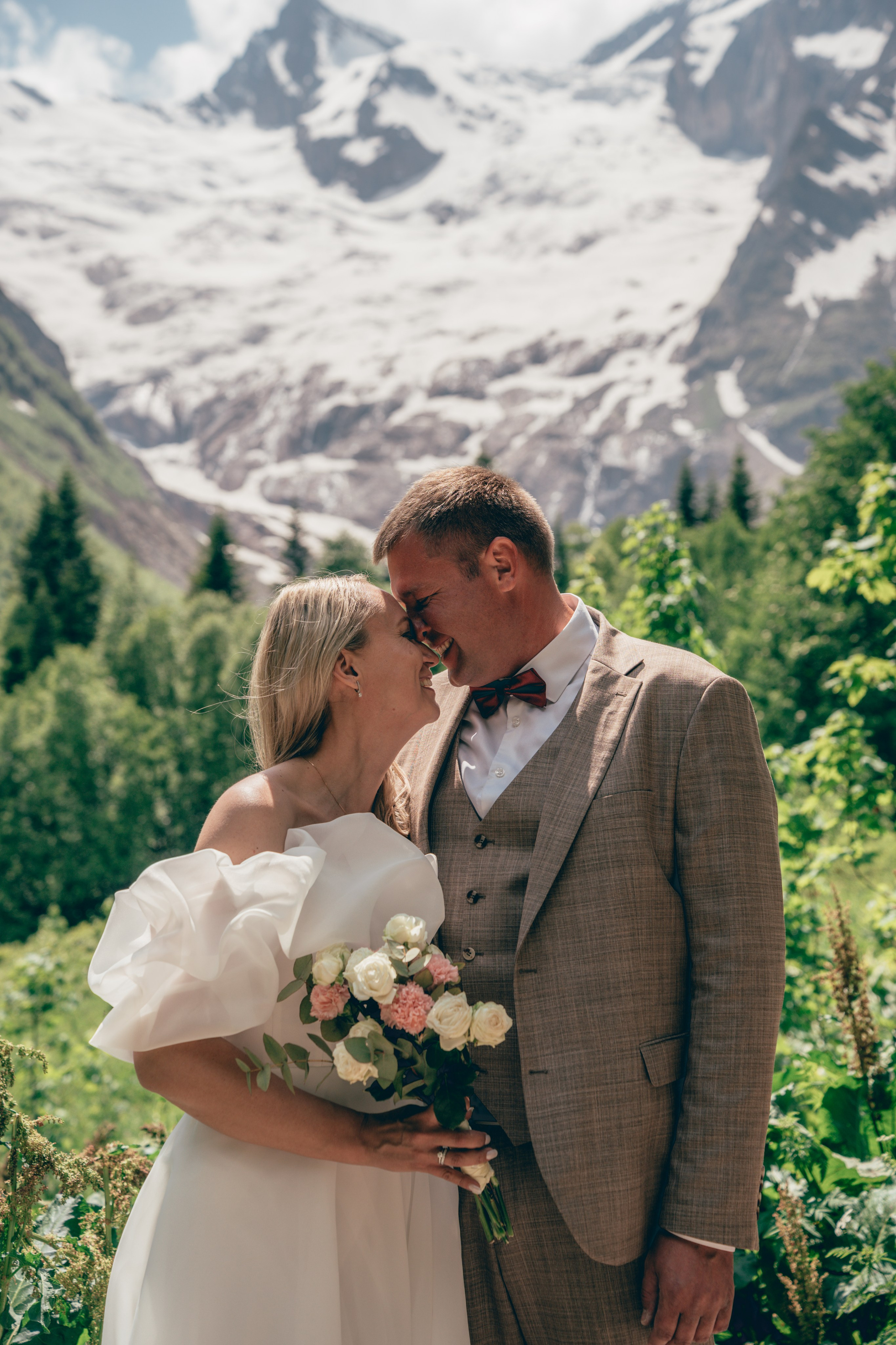 Съемка для брендов одежды КМВ Пятигорск, Железноводск, Ессентуки, Кисловодск Архыз Домбай Фотосессия. Фотограф КМВ|ГОРЫ Пятигорск Железноводск Ессентуки Кисловодск Домбай Архыз Эльбрус