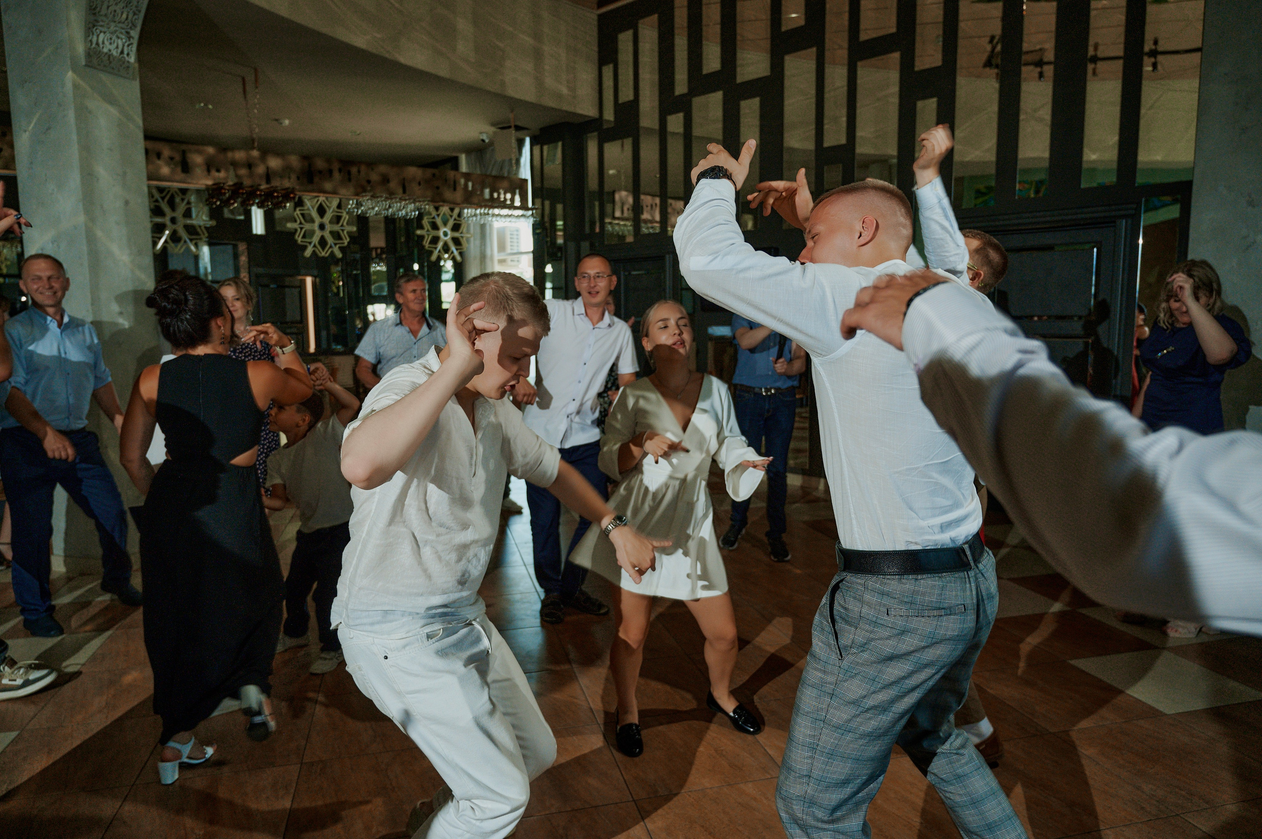 Олег и Лиза. Фото-видеосъемка свадеб Venson Films