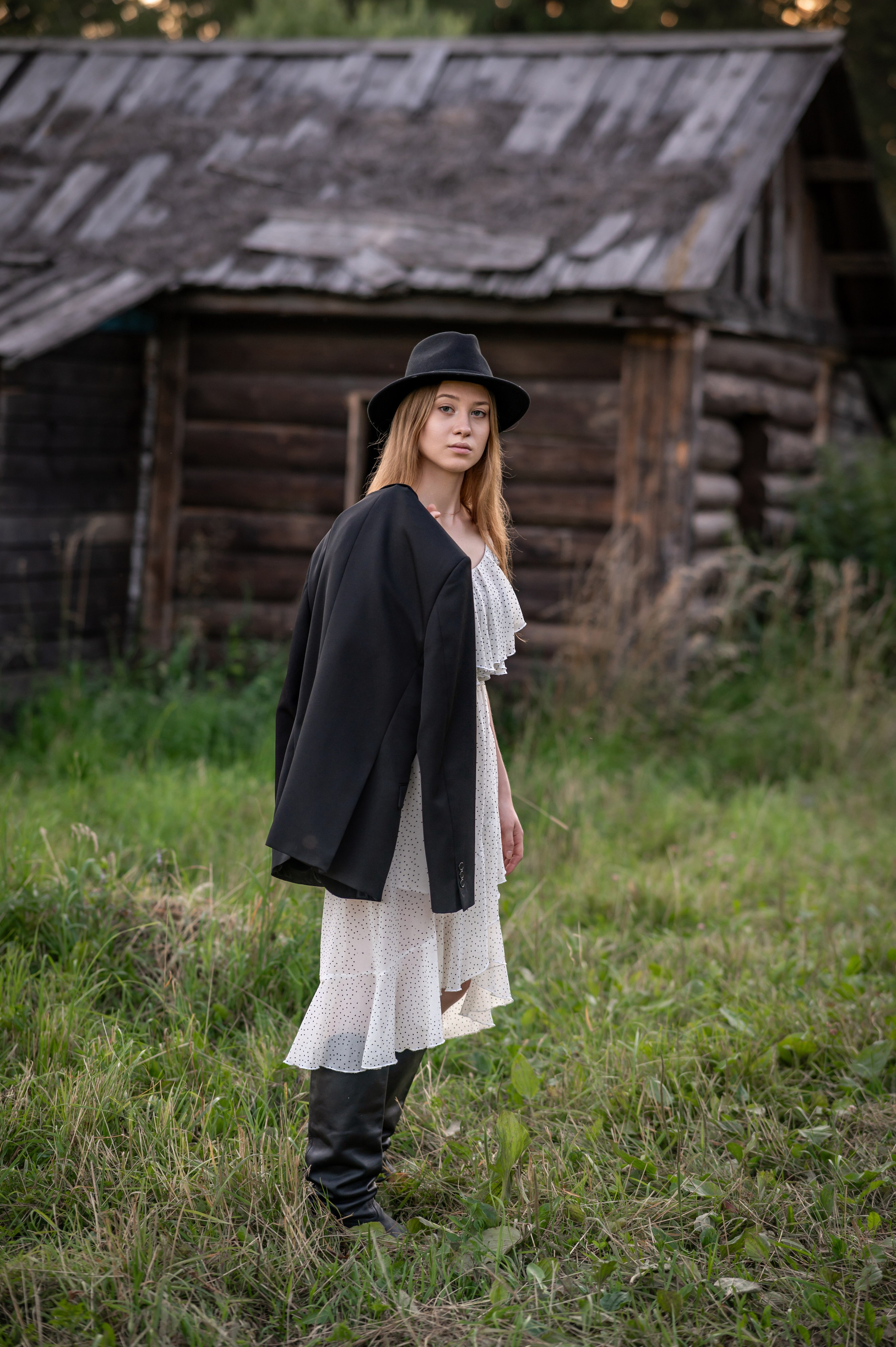 Анастасия в кинодеревне (Горки Ленинские)