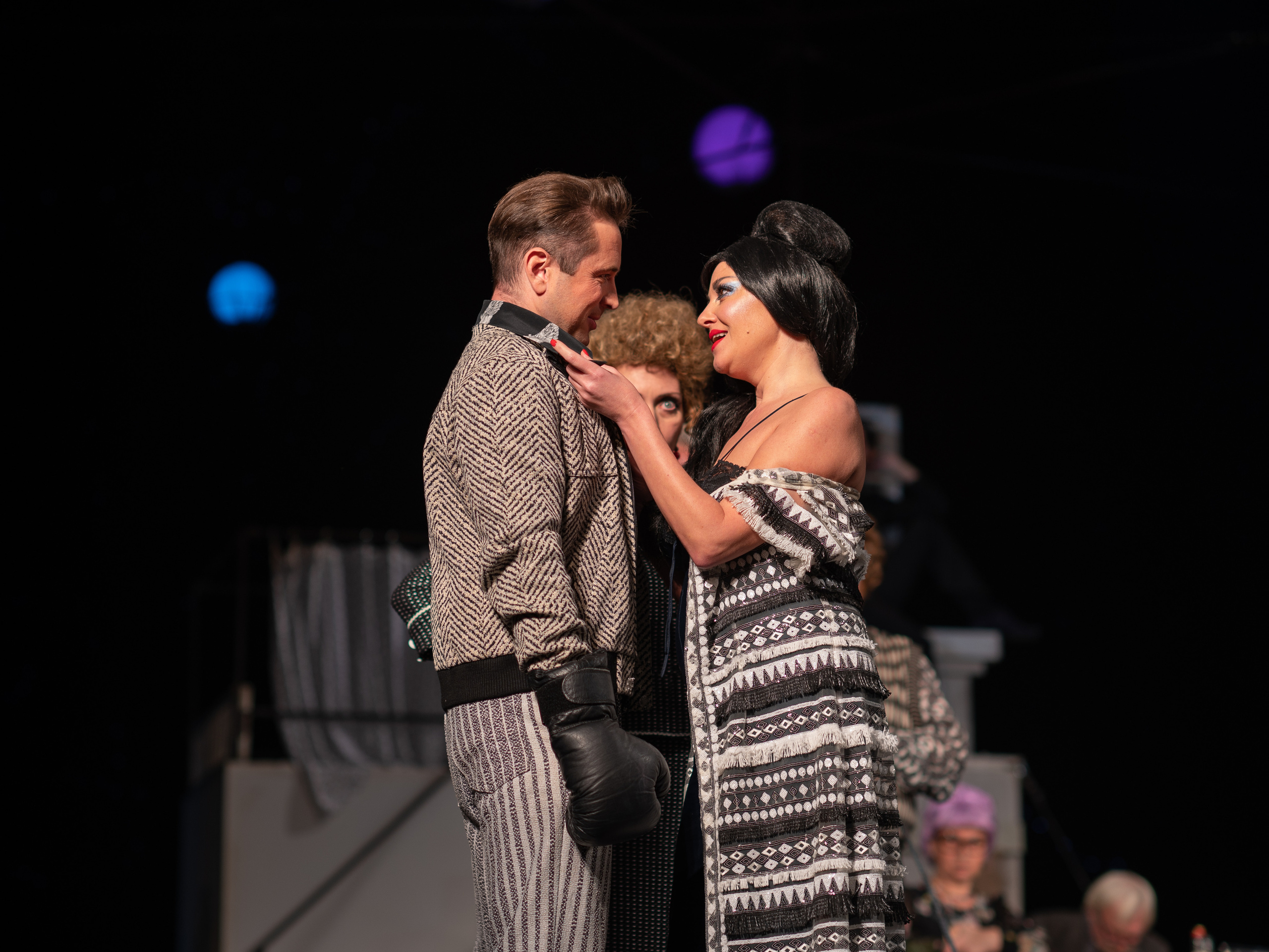 Спектакль "Охота жениться" в театре имени Луначарского в Севастополе