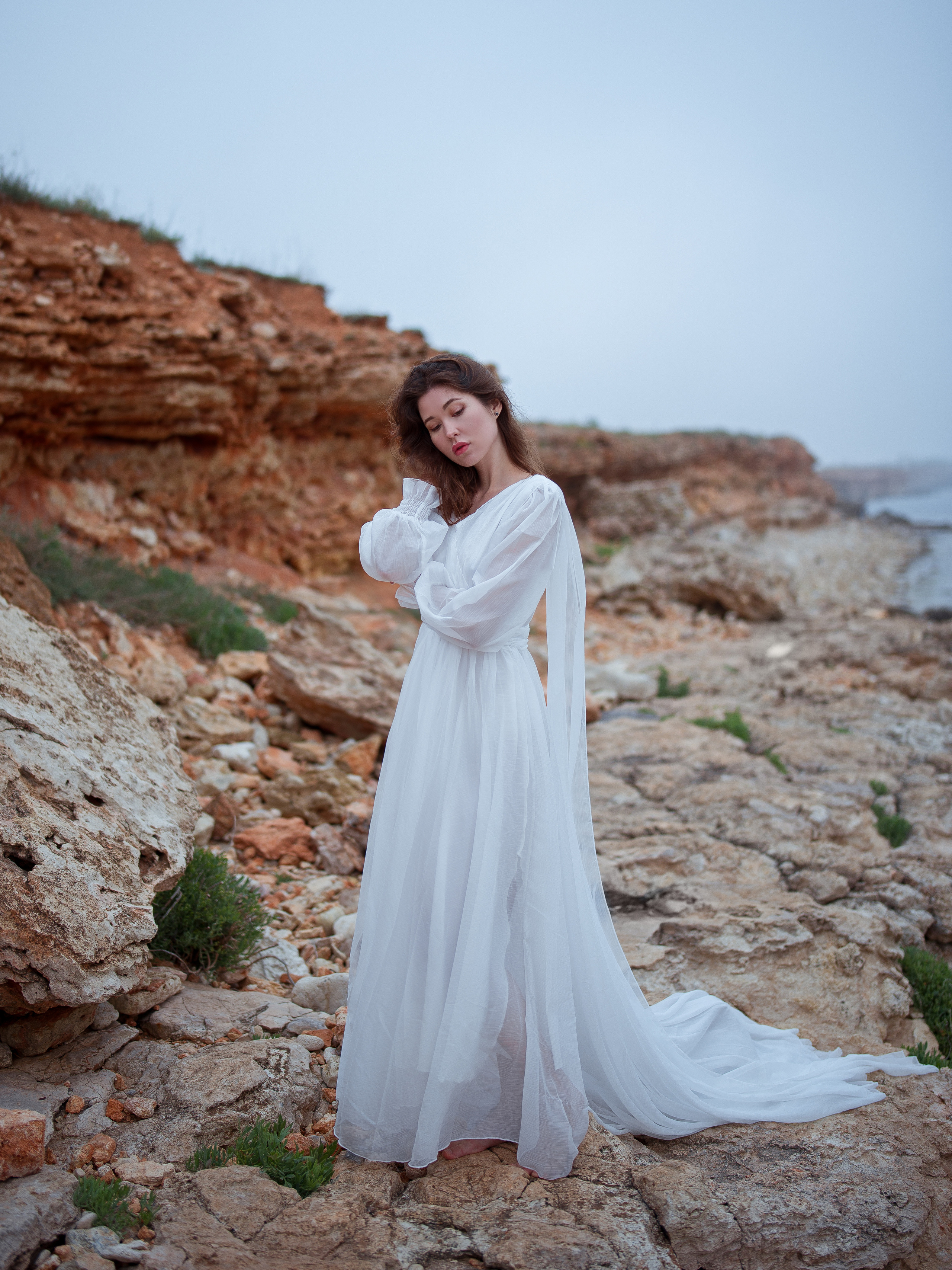 Фотосессия у моря "под ключ" с платьем и реквизитом