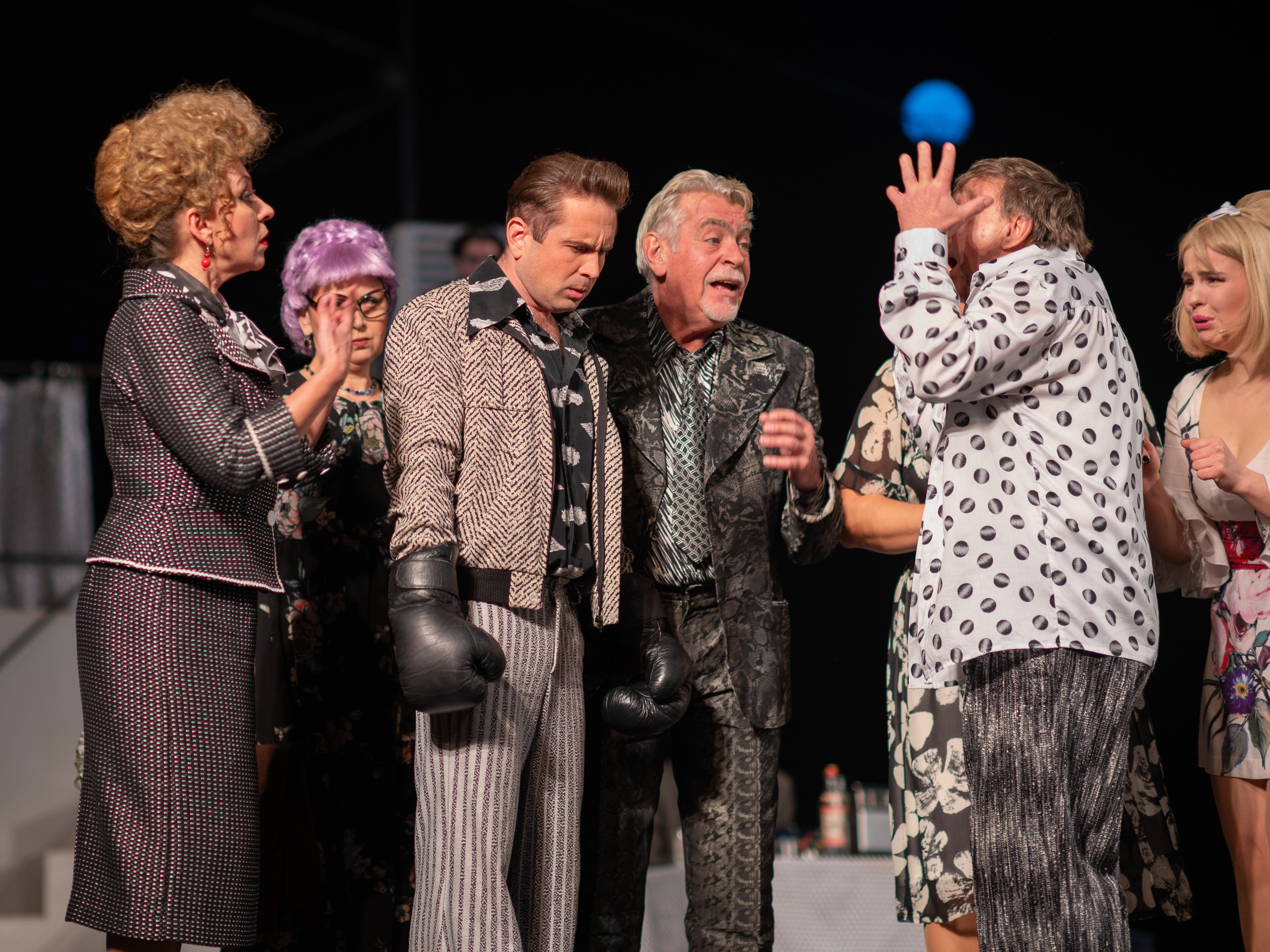 Немая сцена в спектакле "Охота жениться"