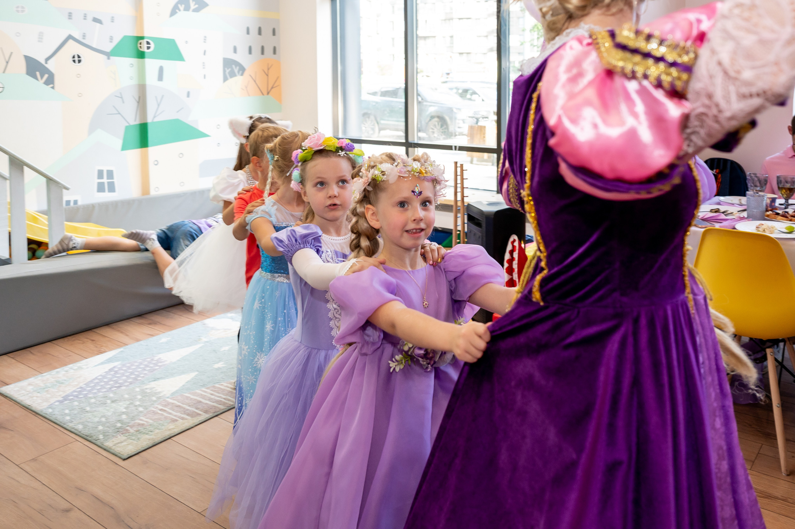 ДР в лофте с фокусником