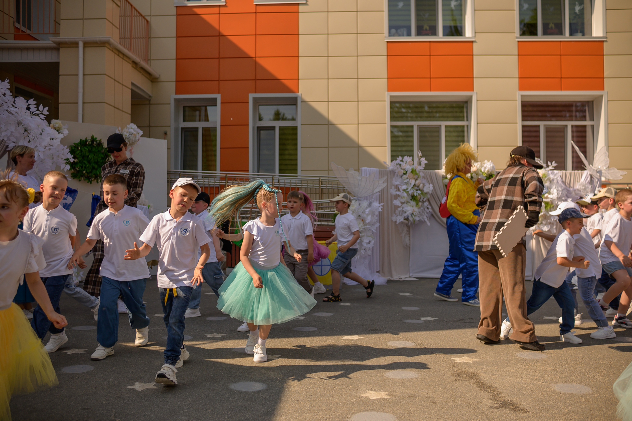 Репортаж выпускного группа «Фантазёры» 3 садик. Фотограф новорожденных, семейный детский в Тюмени Татьяна Морозова