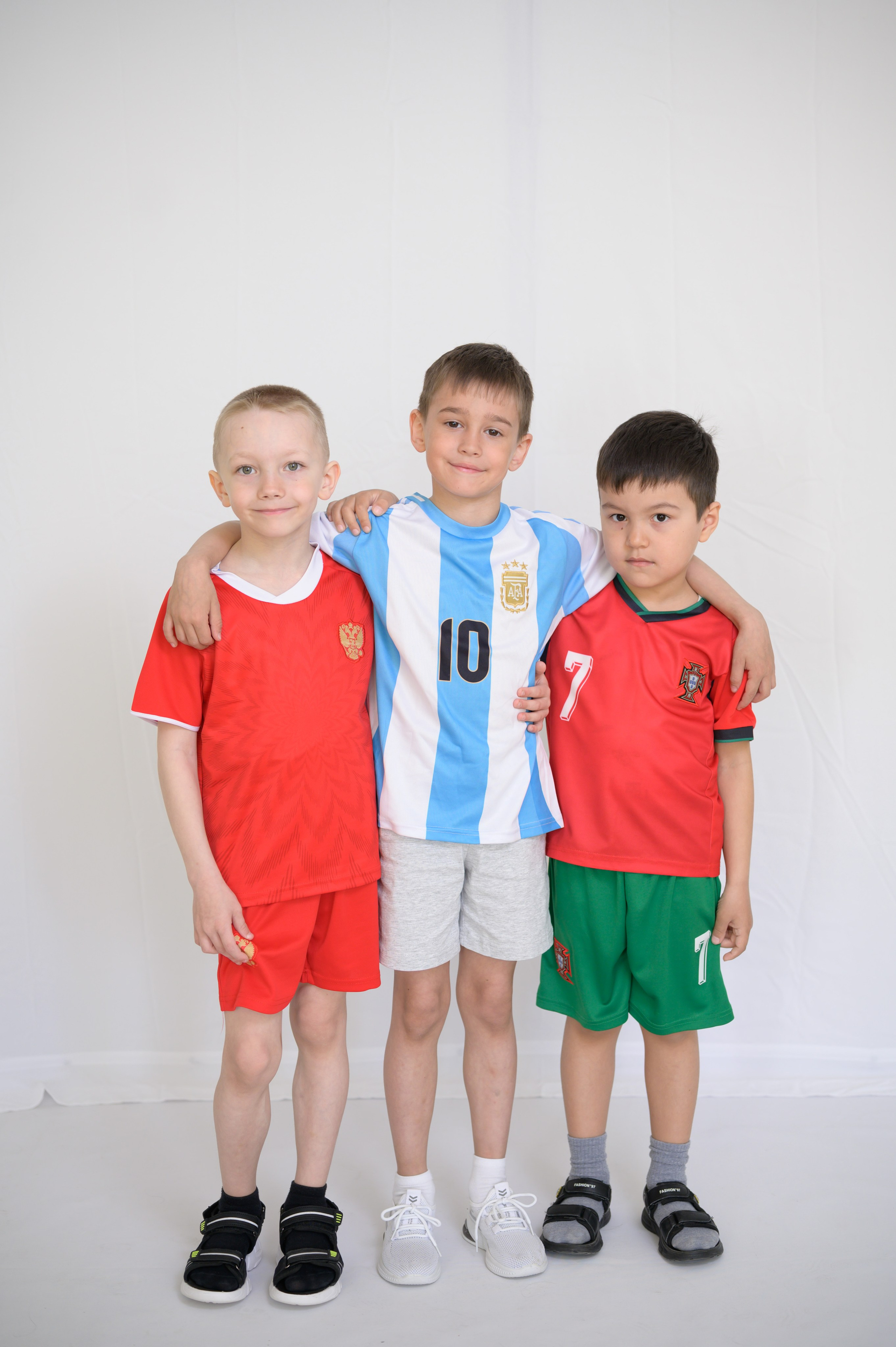 Д/с№ 3к3 группа «Фантазёры» (индивидуальный дизайн) + рисунки детей. Фотограф новорожденных, семейный детский в Тюмени Татьяна Морозова