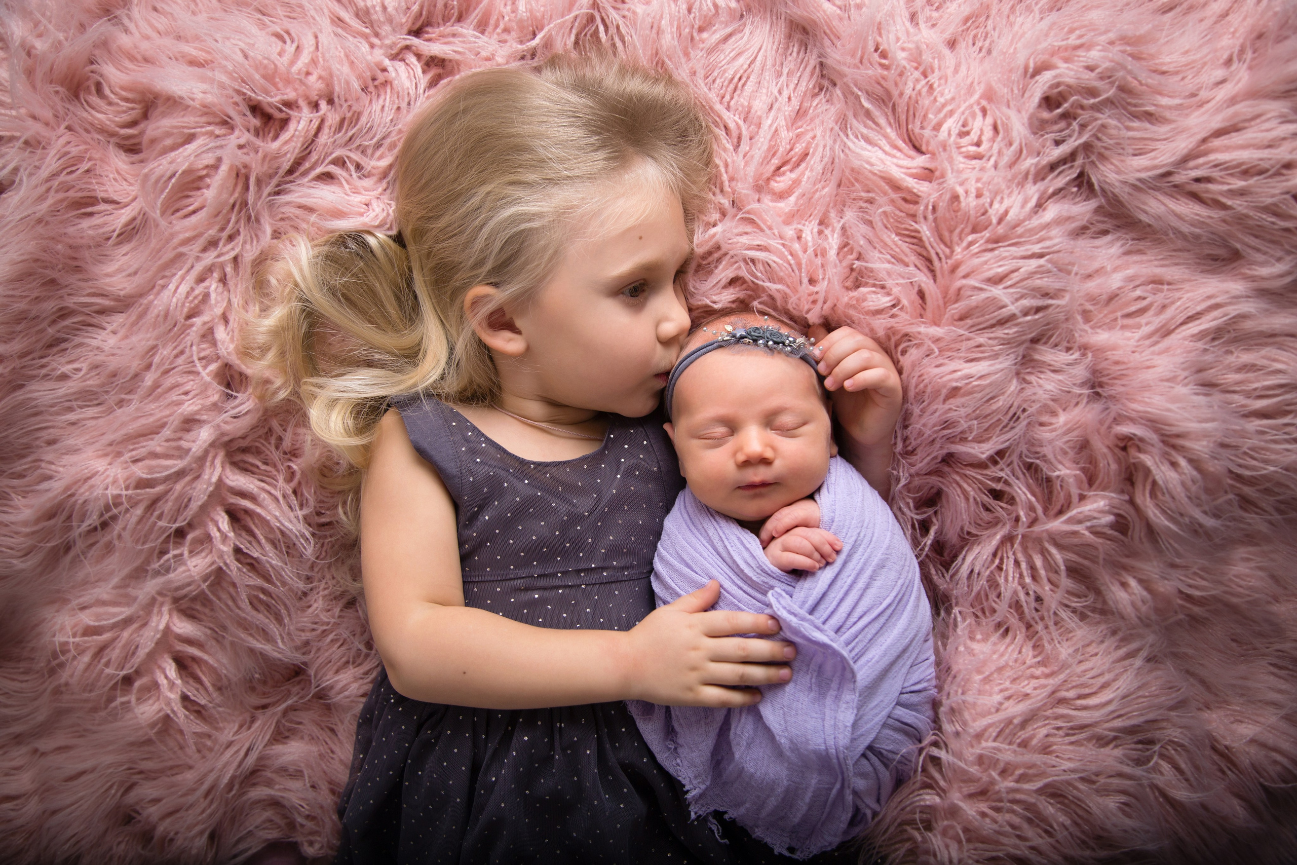 Новорождённые. Детский, семейный фотограф в Новороссийске Алла Околиздаева