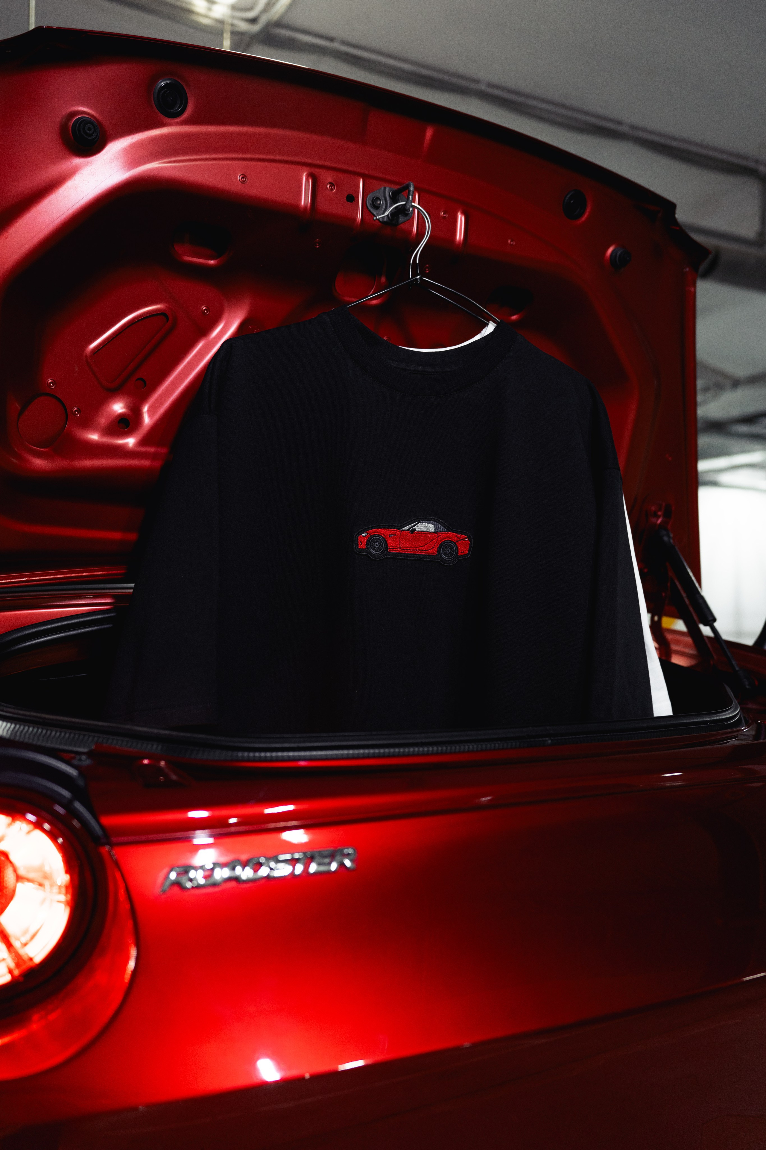 Фотографии футболок Cotton Cars и Mazda MX-5