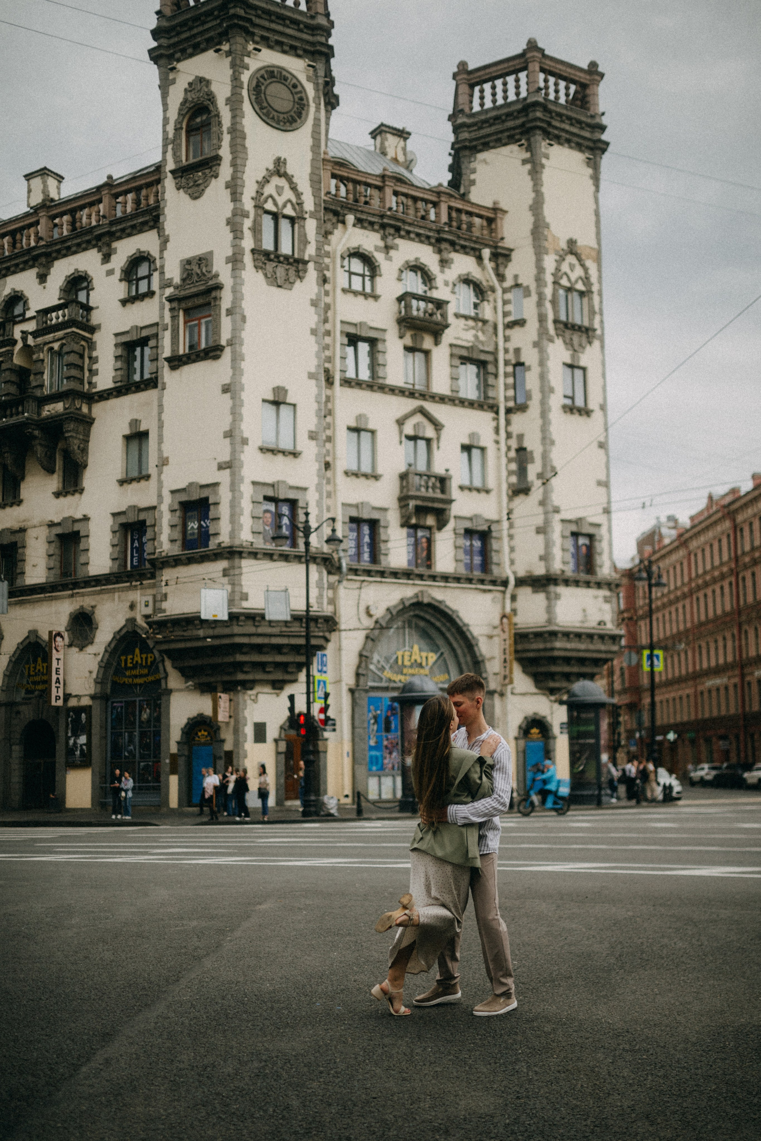 Улицы ждали именно нас. Фотограф в Санкт Петербурге Лара Великова