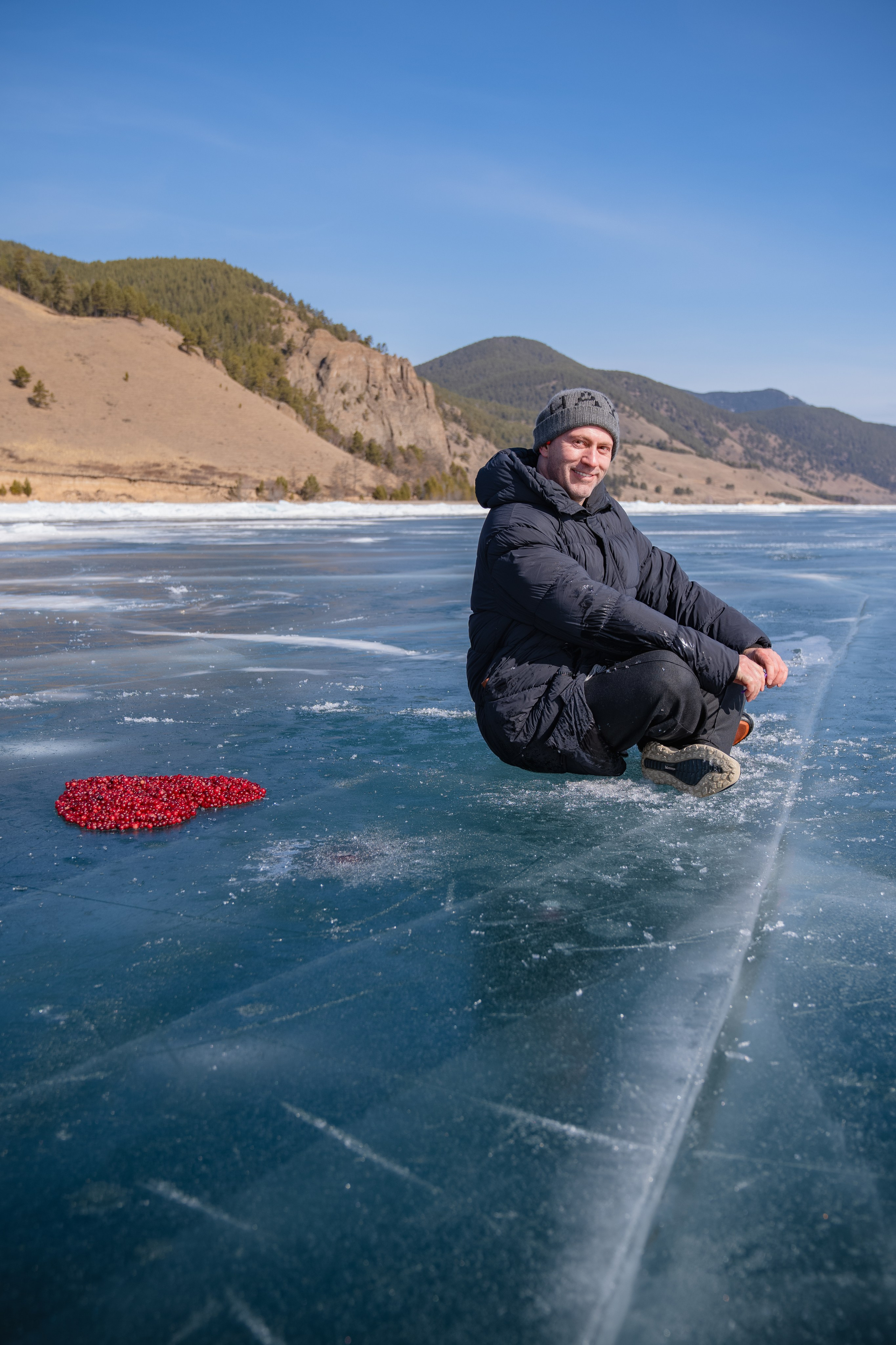 Байкал. Листвянка. Прогулка на Хивусах. Занимаюсь профессиональной фотографией и живу рядом с Байкалом. Работаю в разных жанрах