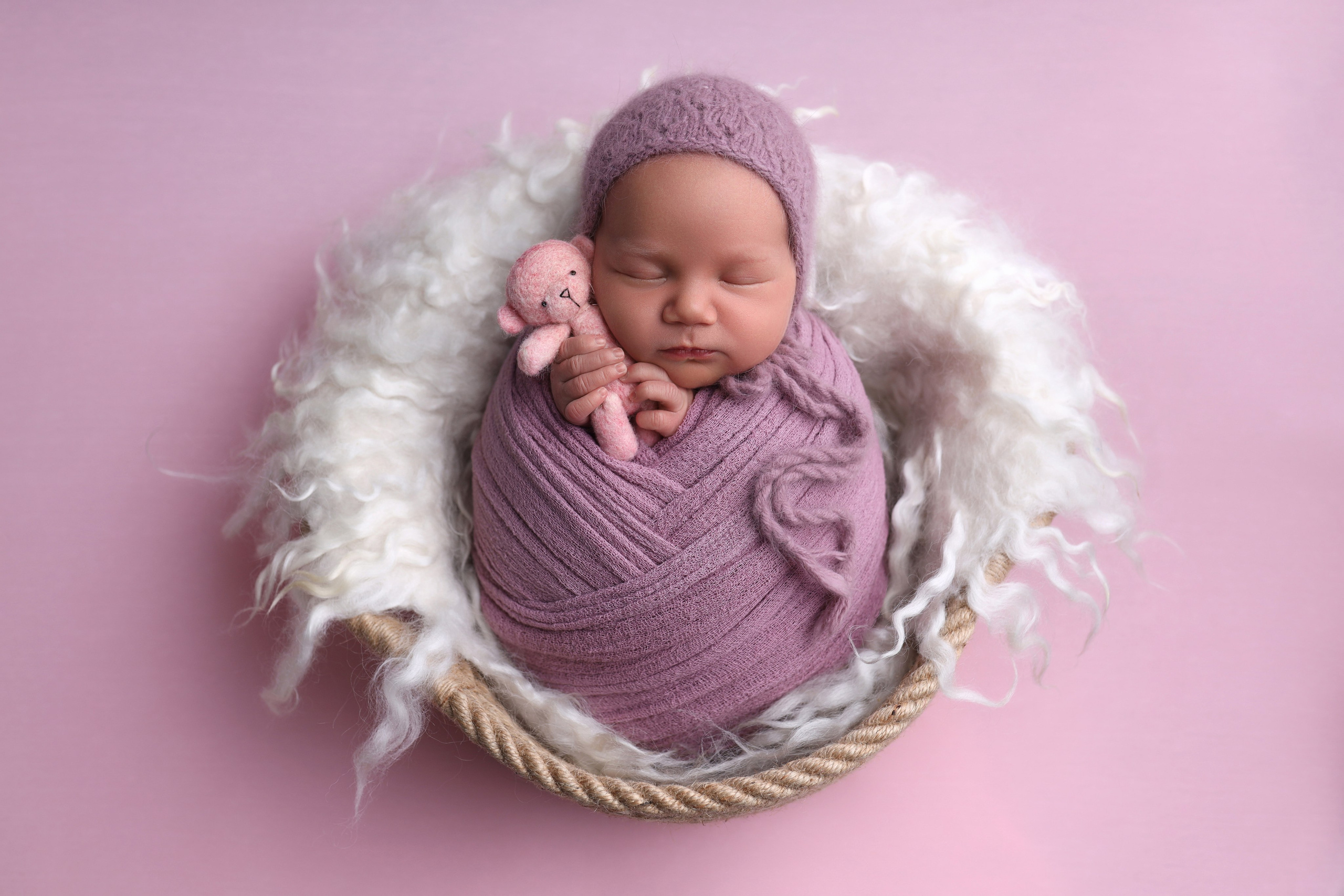 Newborn девочки. Фотограф новорожденных Модяева Ирина