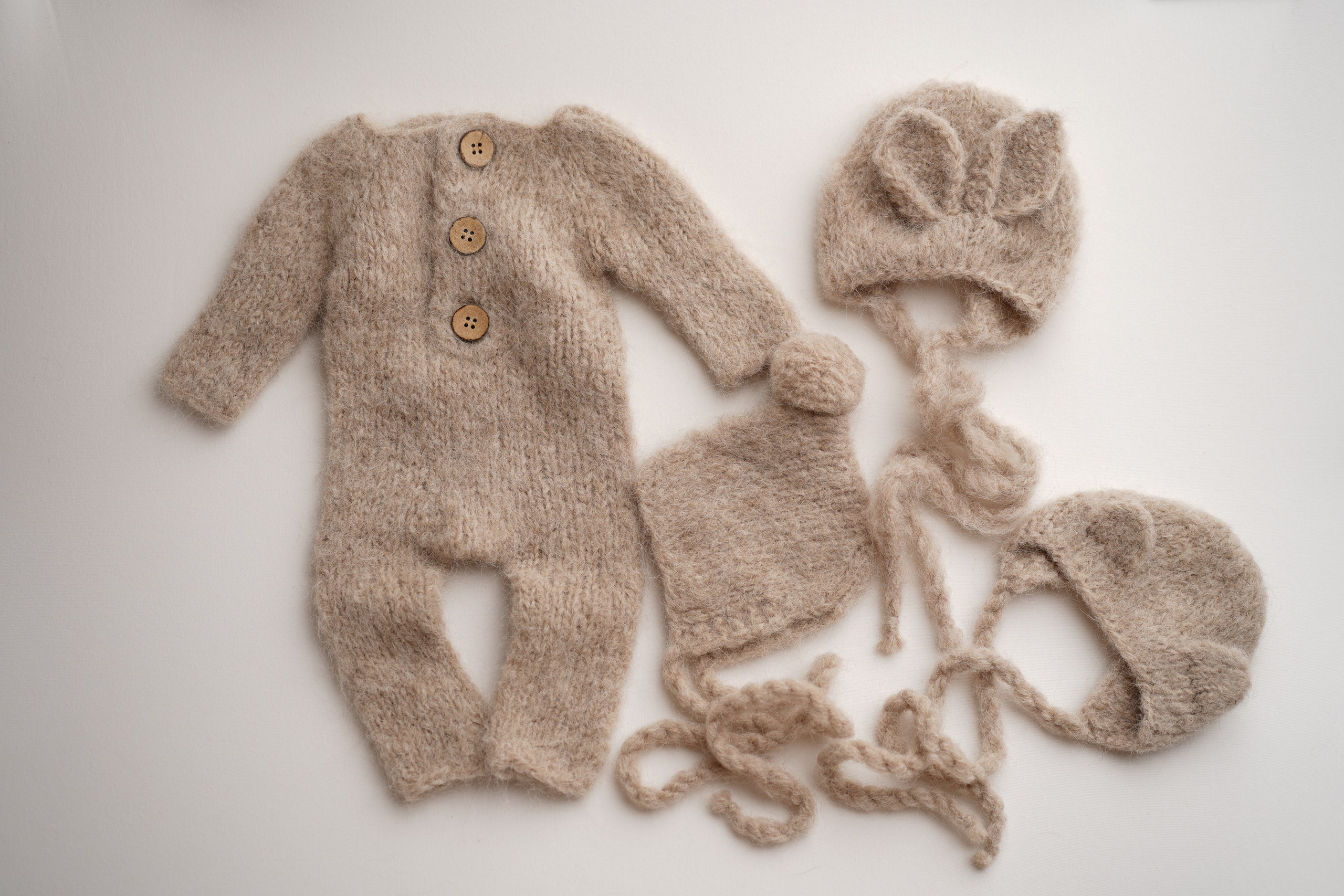 Комплекты. Фотограф новорождённых в Москве Елена Левина