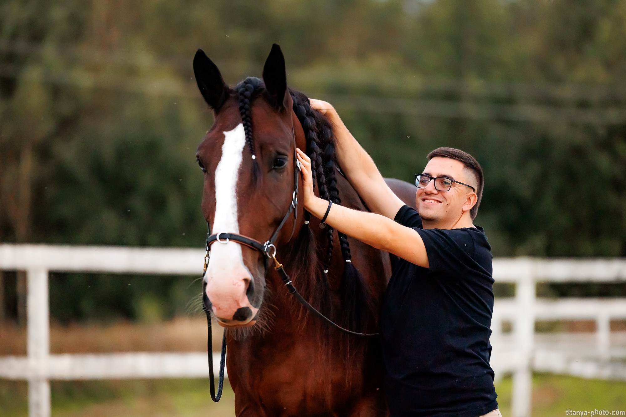 Закатная семейная фотосессия: про Настю и её дружную семью. Фотограф собак, фотограф-анималист Аня Титова (Titanya). Москва