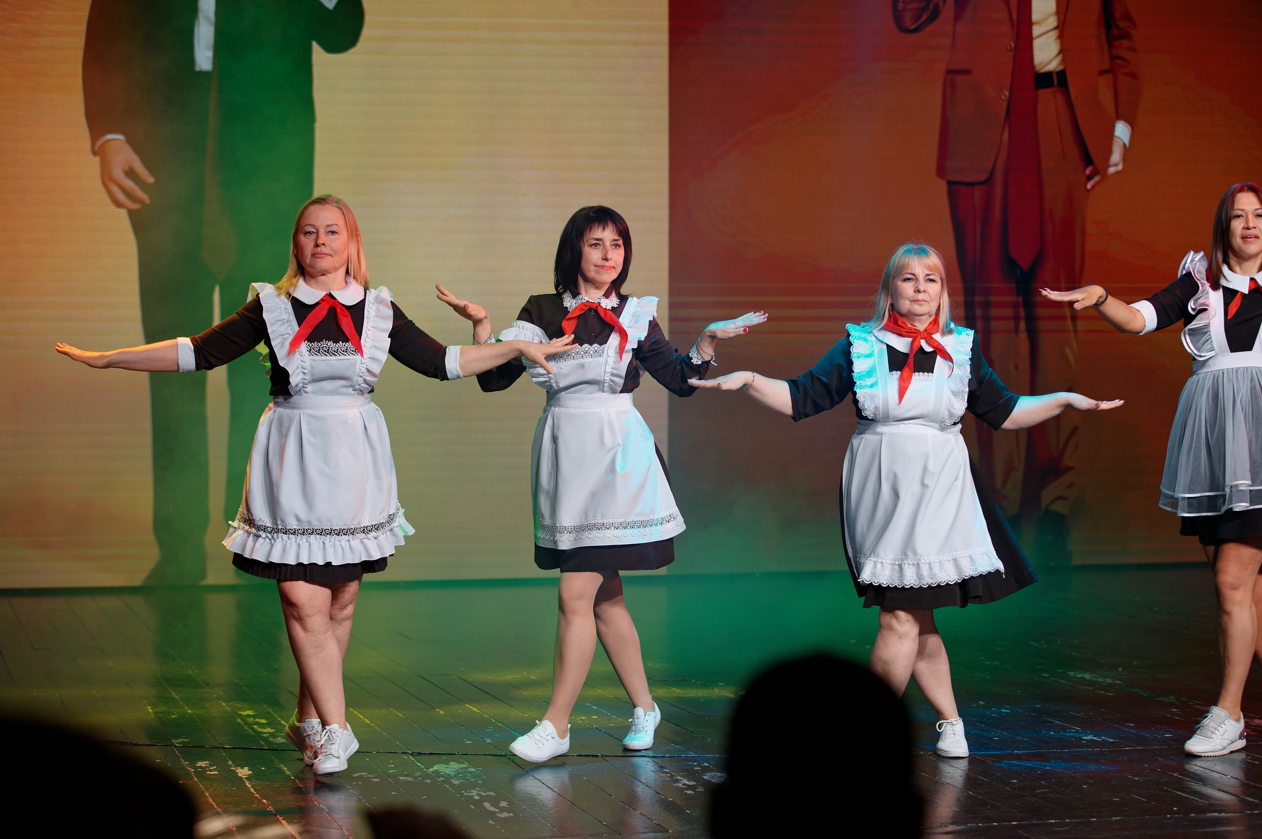 Выпускной школы 56 11Б. Семейный фотограф — Макс Белогрудов