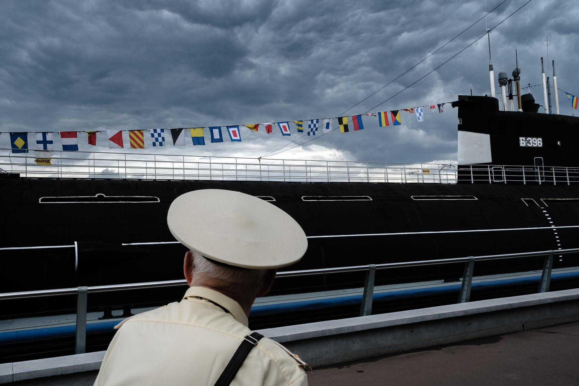 Singles. Street Art photographer Denis Karasev