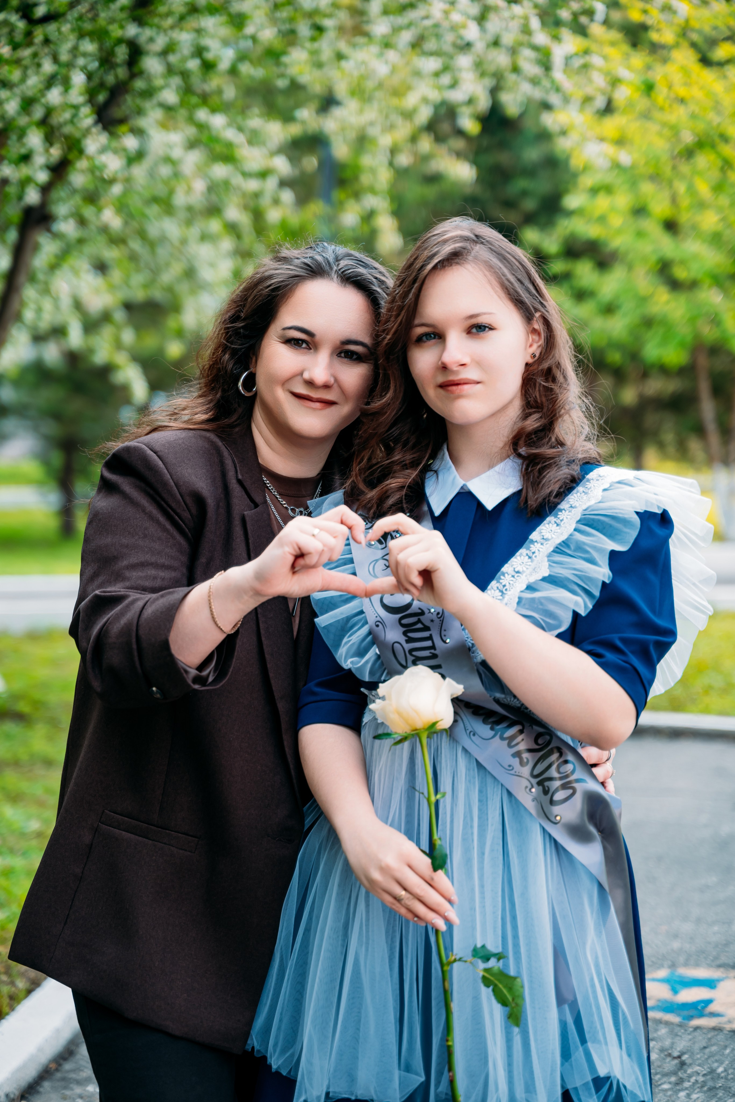 Последний звонок 2026 школа 31 краснобродский. Фотограф Алёна Царькова. Киселевск