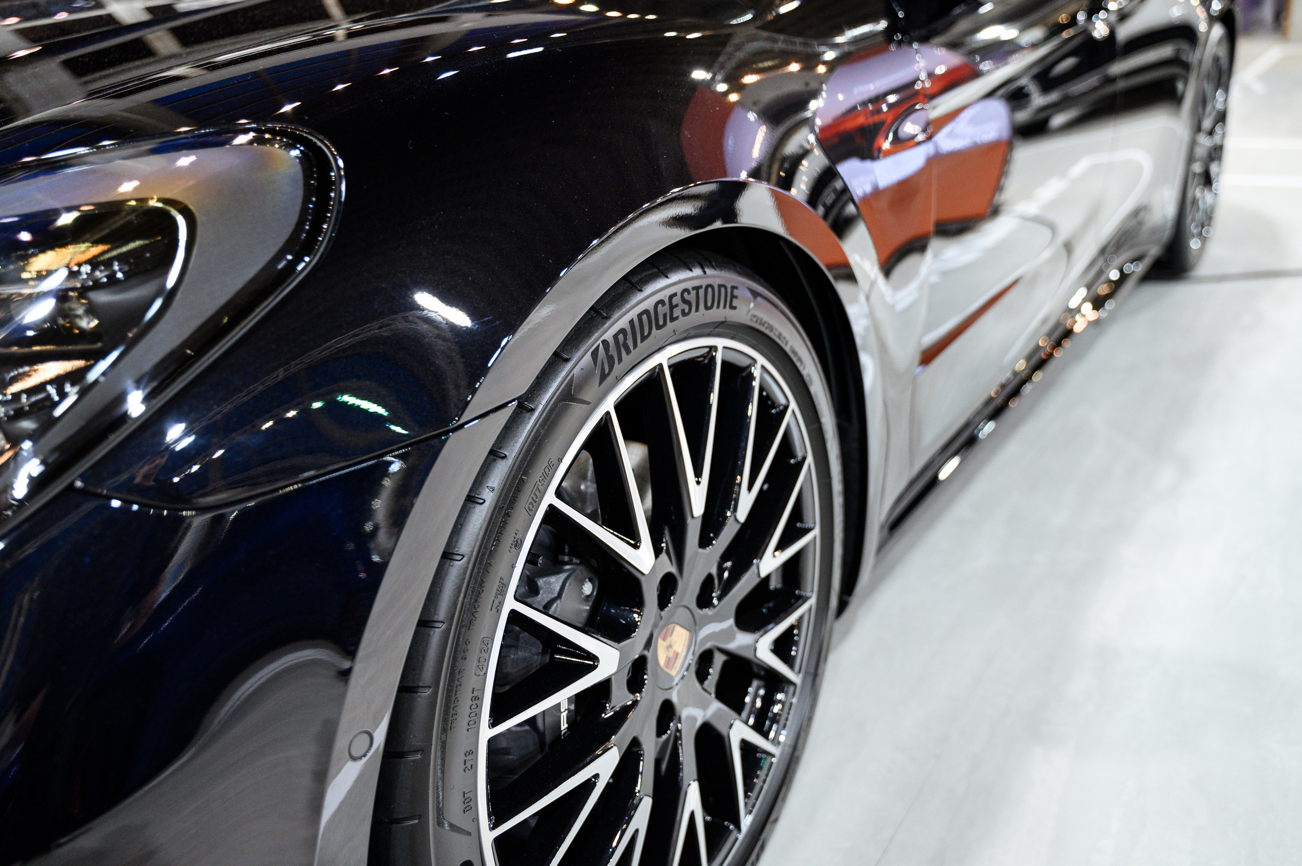 56-й Международный автосалон в Белграде. Елена Чеснокова спортивный фотограф во Владимире и Белграде