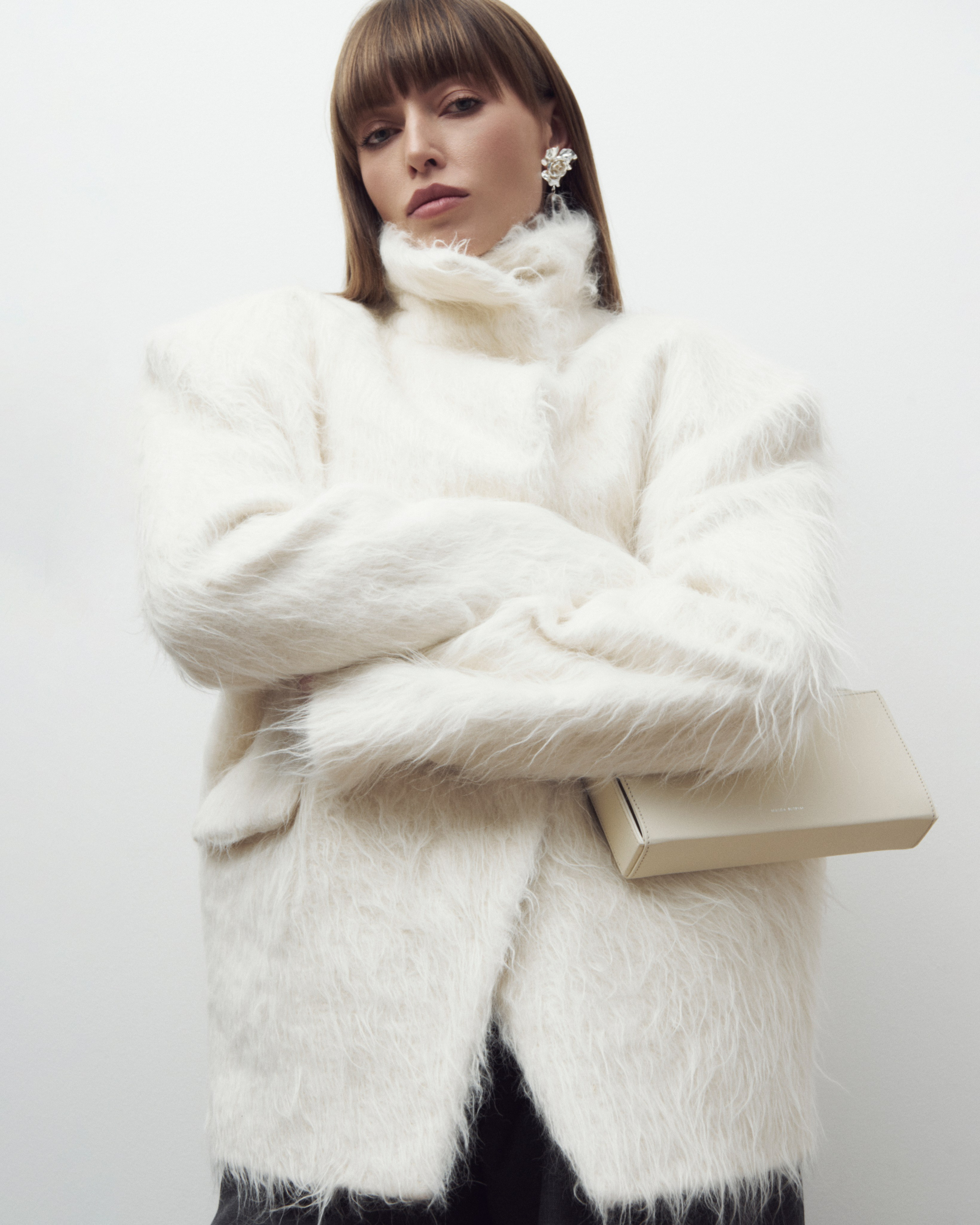 Имиджевая съемка. Фотограф для брендов и маркетплейсов в Новосибирске и Москве