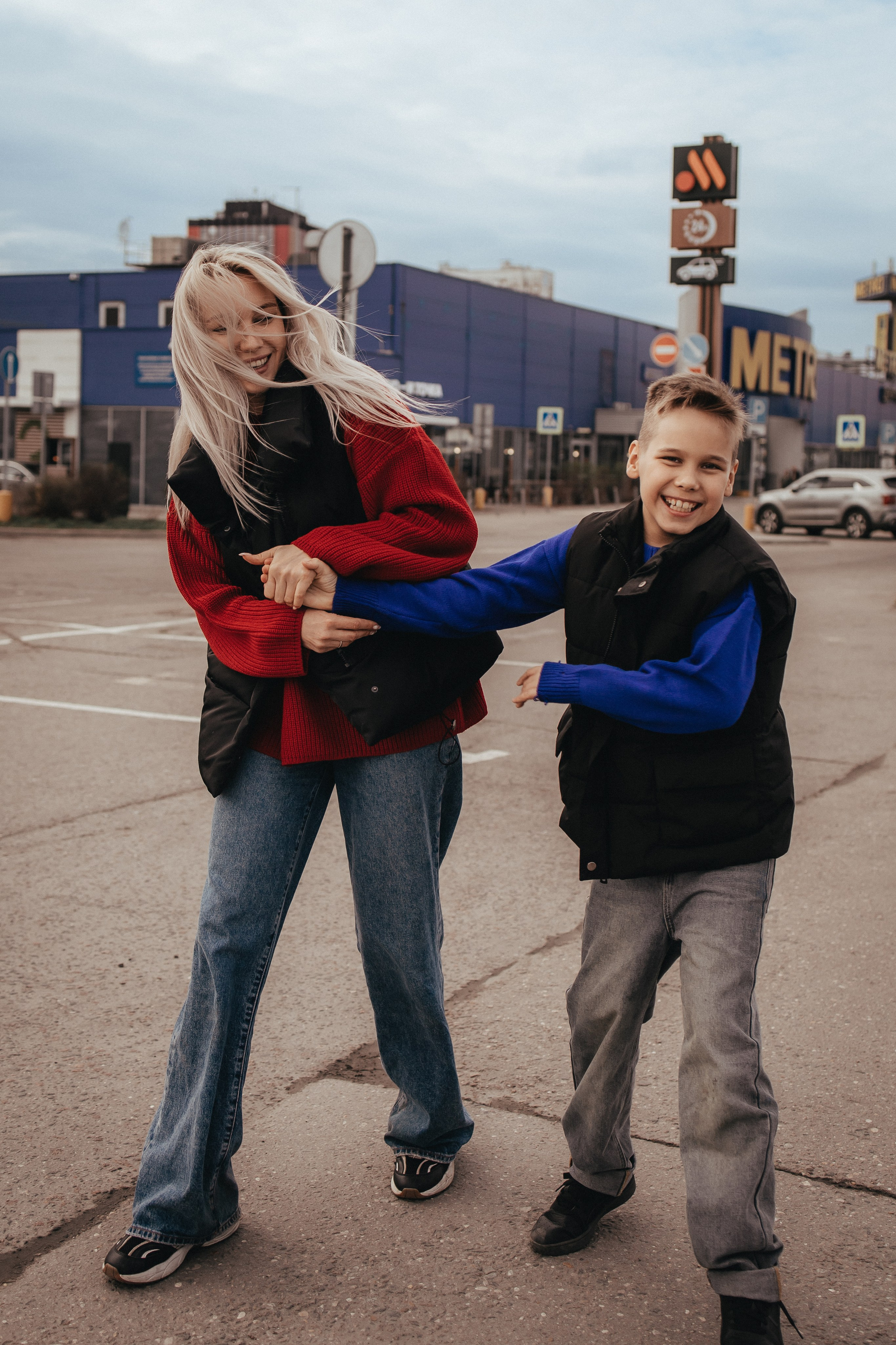 Семейная фотосессия для мамы и сына подростка. Семейный фотограф в Москве, Щелково, Фрязино _ Виктория Степанова