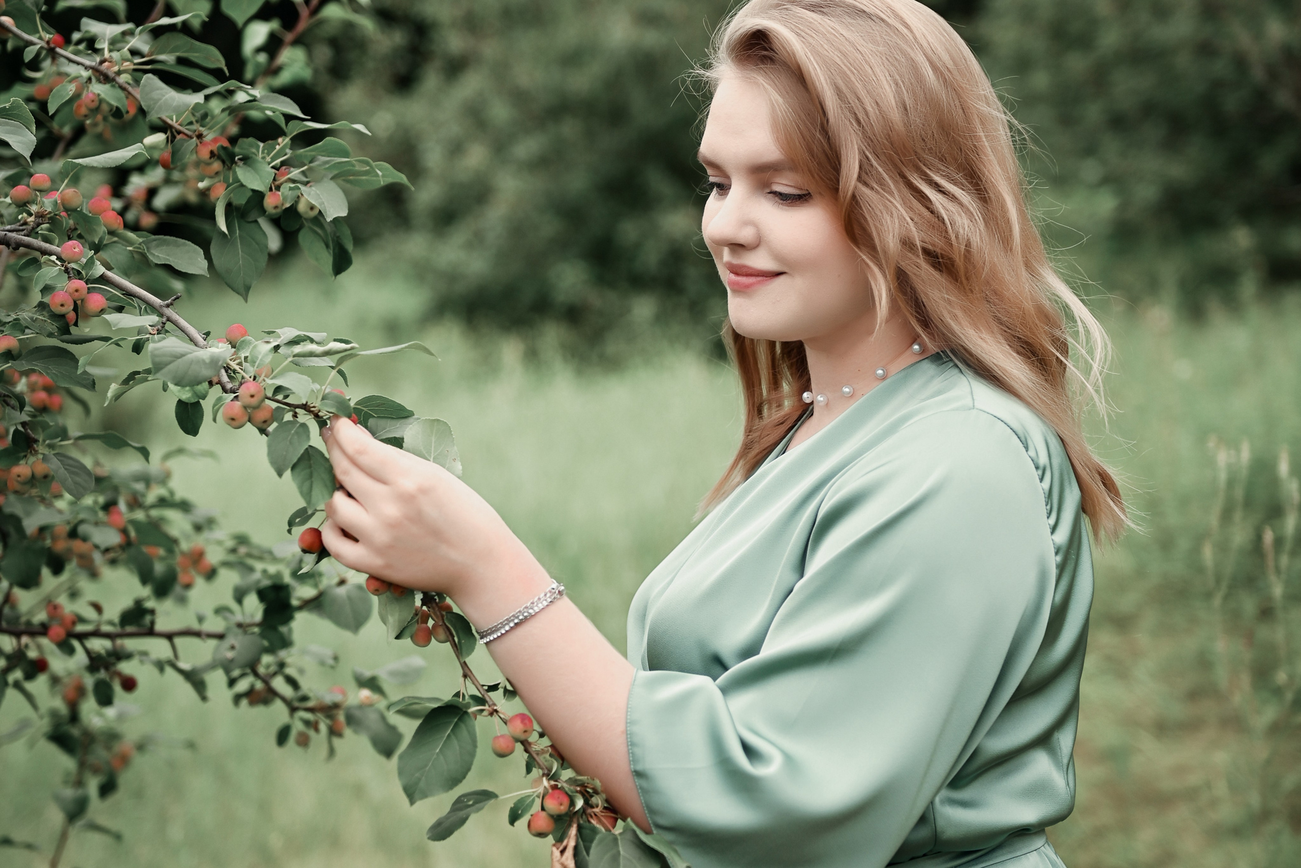 Love story прогулка вместе с песиком))). Свадебный, семейный, детский, контент фотограф в Омске Максим Ильин