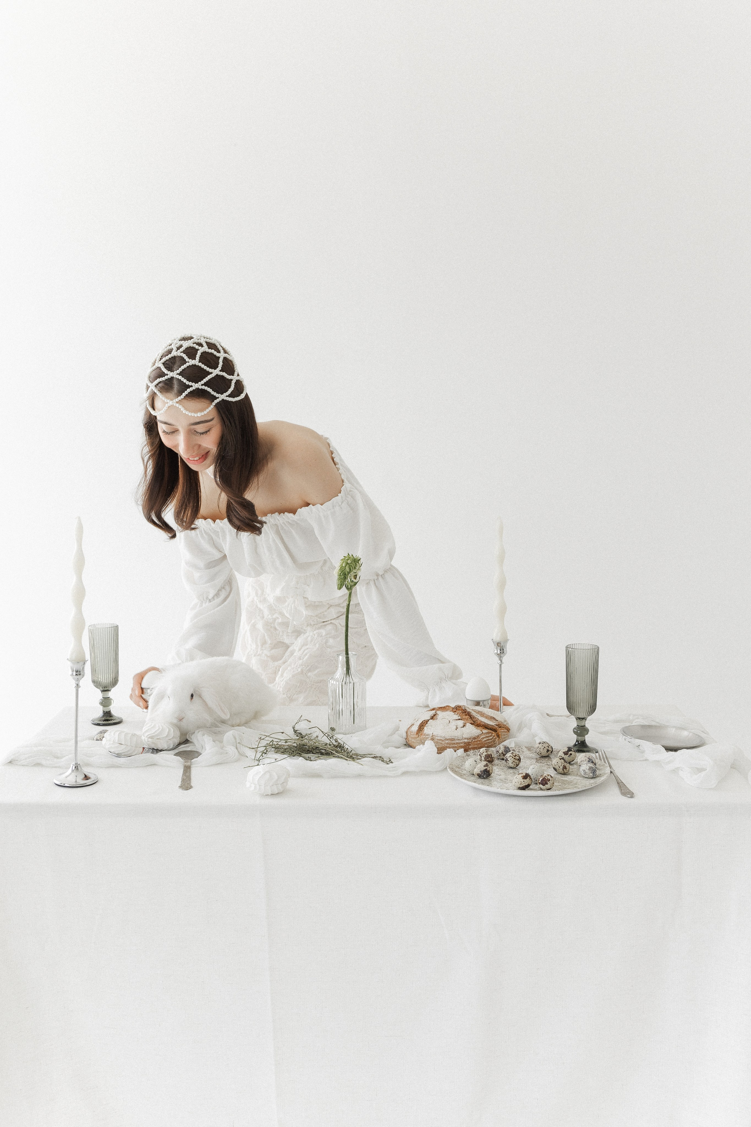 Творческая съемка к Пасхе с кроликом. Главная