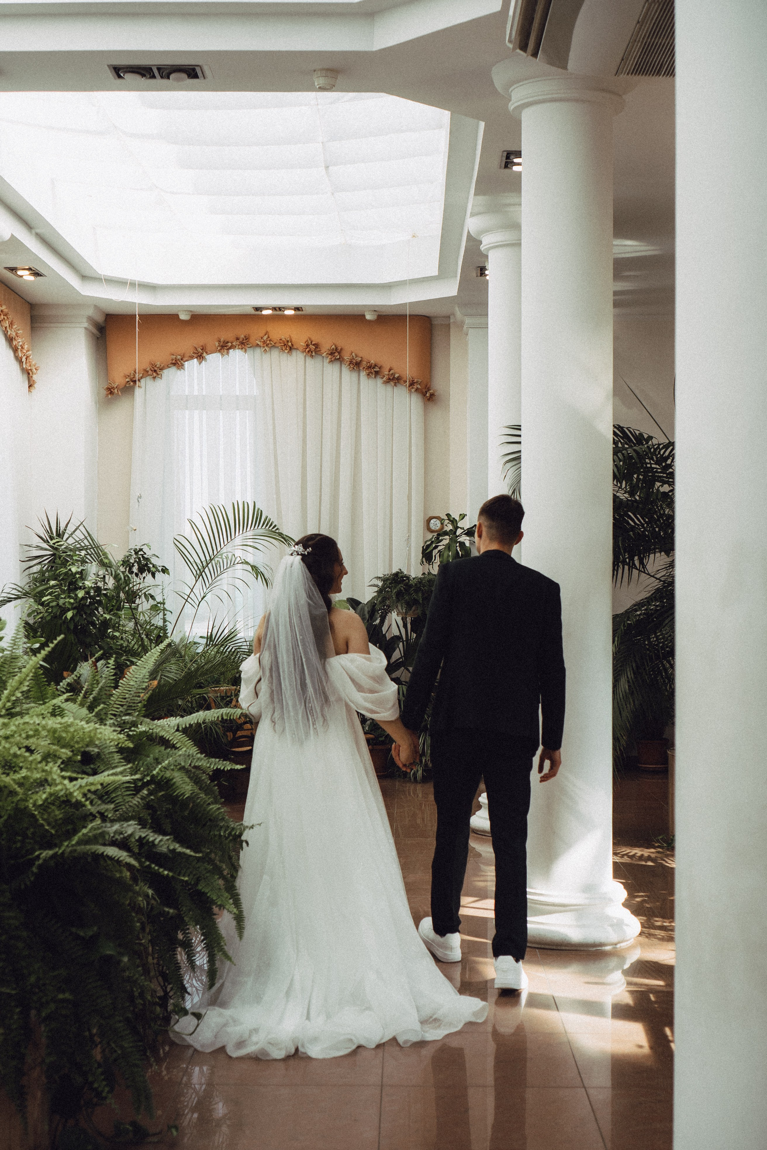 СВАДЕБНАЯ СЬЕМК В ПАРКЕ 300-ЛЕТИЯ. Профессиональный фотограф, Санкт-Петербург — Виктория Богомолова