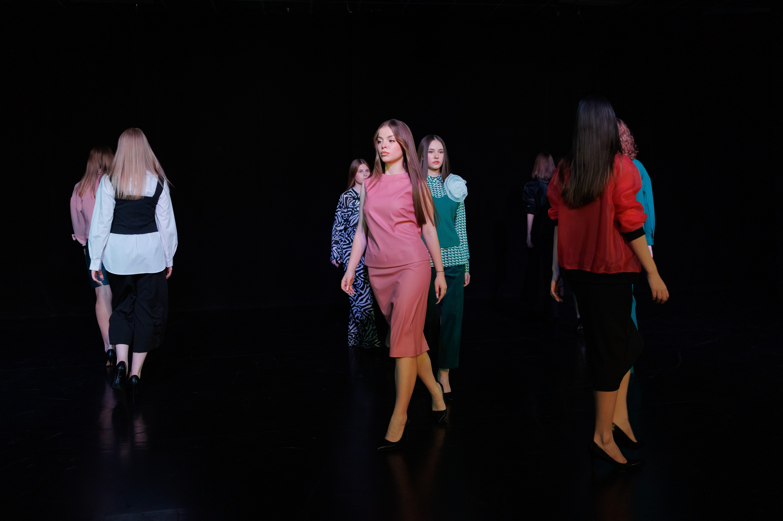 Показ коллекций Новосибирских дизайнеров для Fly Production. Фотограф Новосибирск — Наталья Гресь