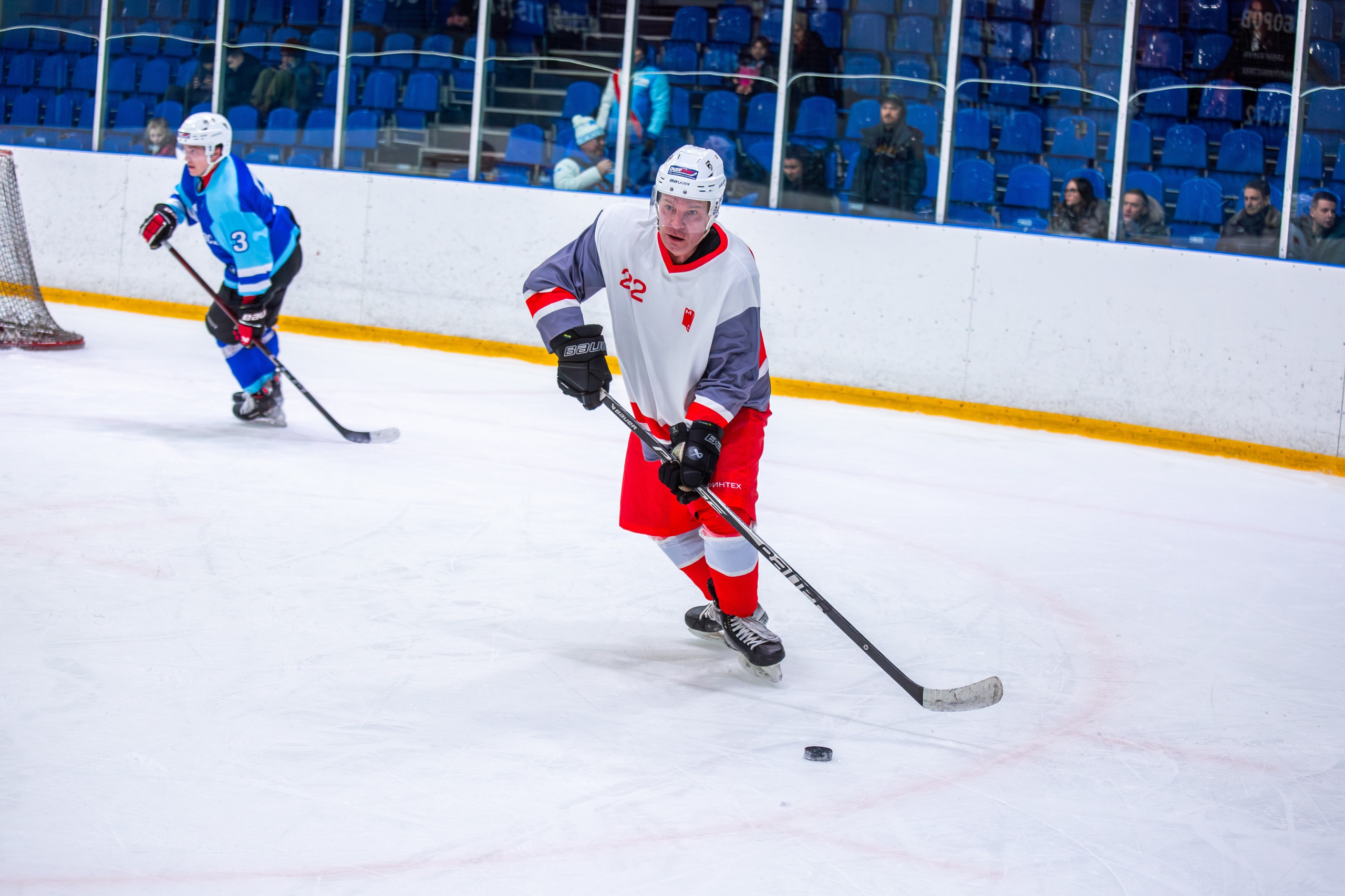 Чемпионат по хоккею. Репортажный, семейный, свадебный, портретный фотограф