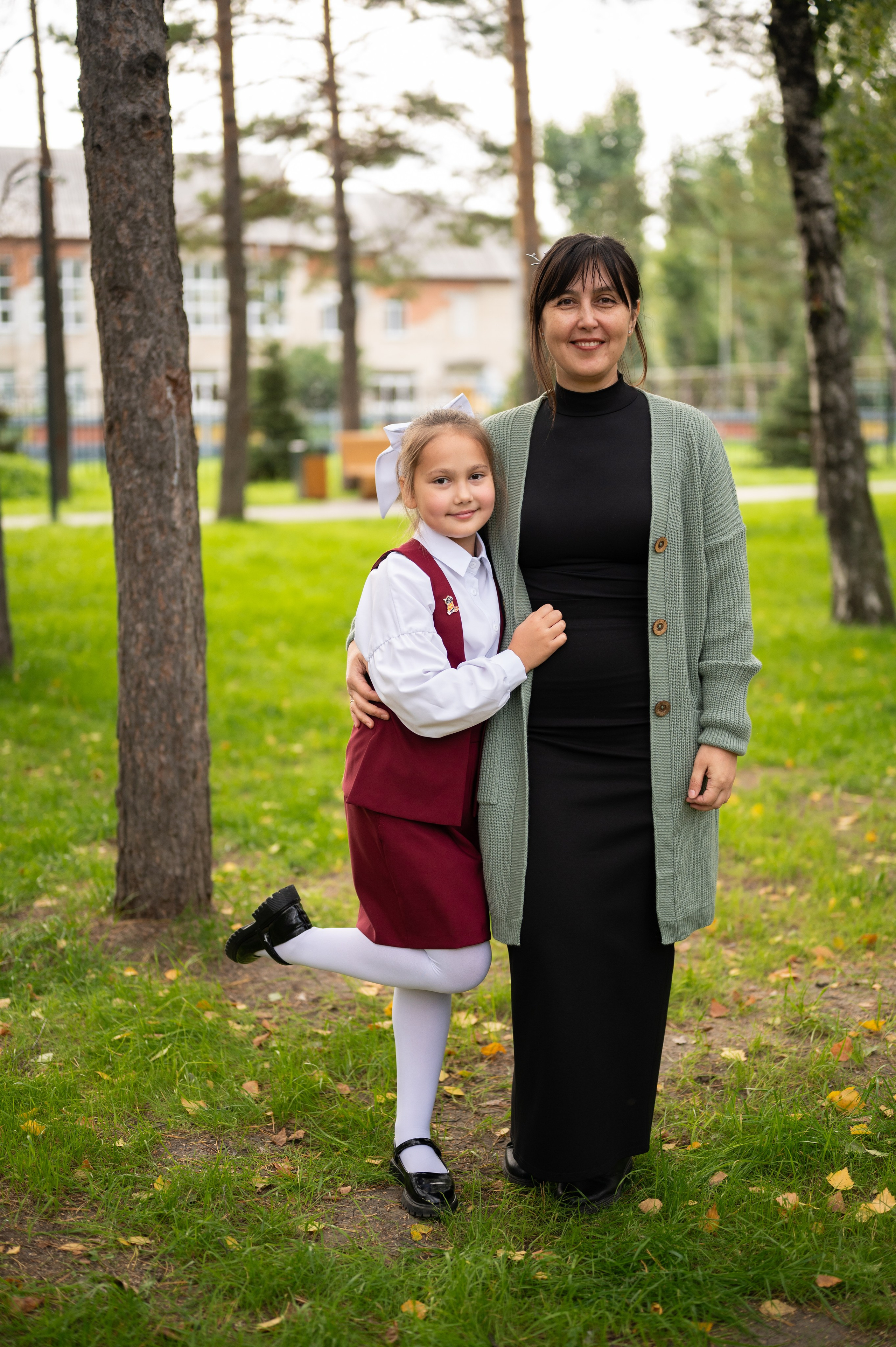 1 сентября 16 гимназия 2 класс (линейка + в классе+ на улице). Фотограф новорожденных, семейный детский в Тюмени Татьяна Морозова