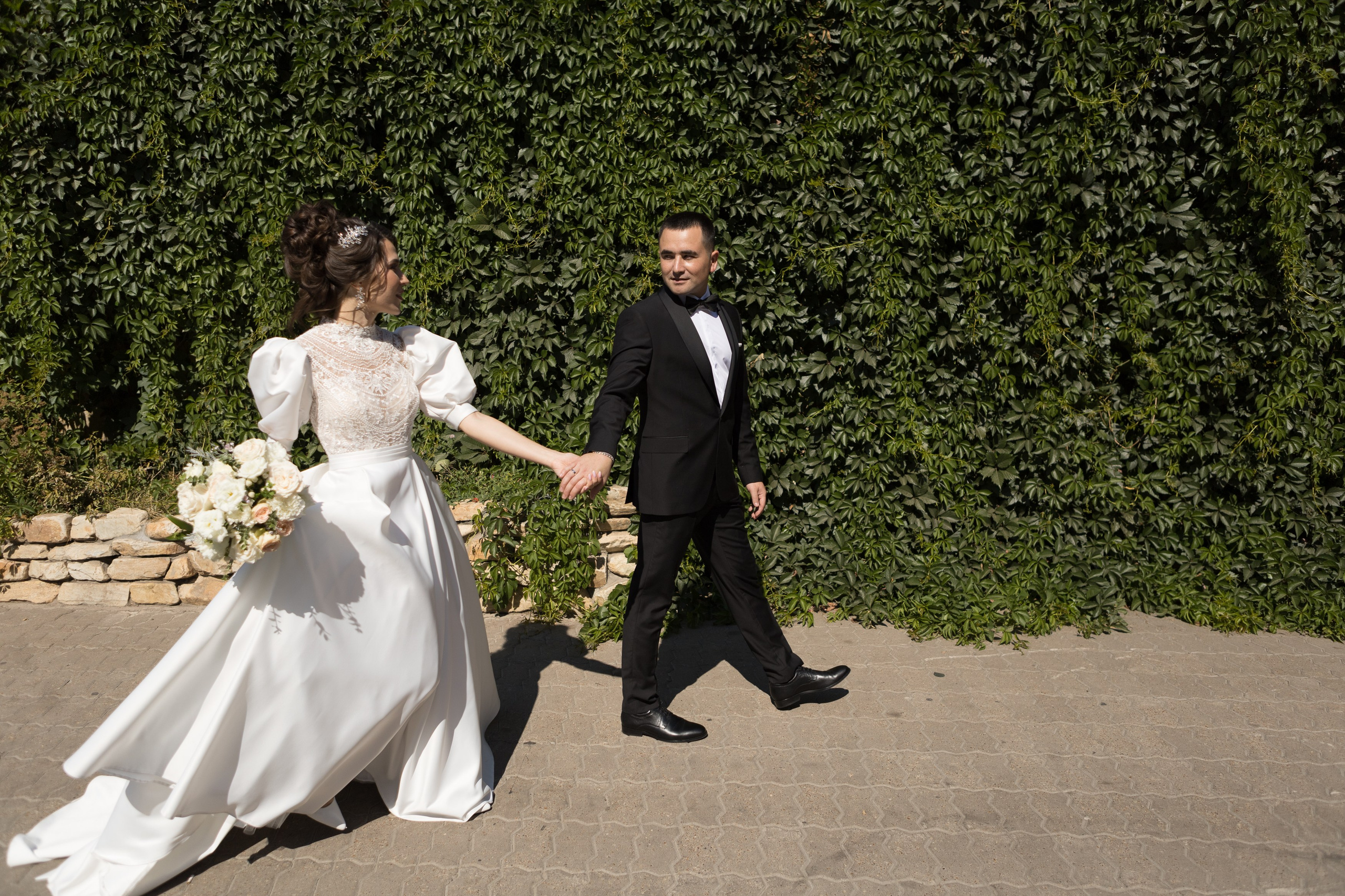 Свадебный фотограф Уфа — Руслан ГабдлисламовЖивые эмоции, красивые кадры, воспоминания на всю жизнь.Работаю по всей Республике Башкортоста. Свадебный фотограф Уфа Руслан Габдлисламов