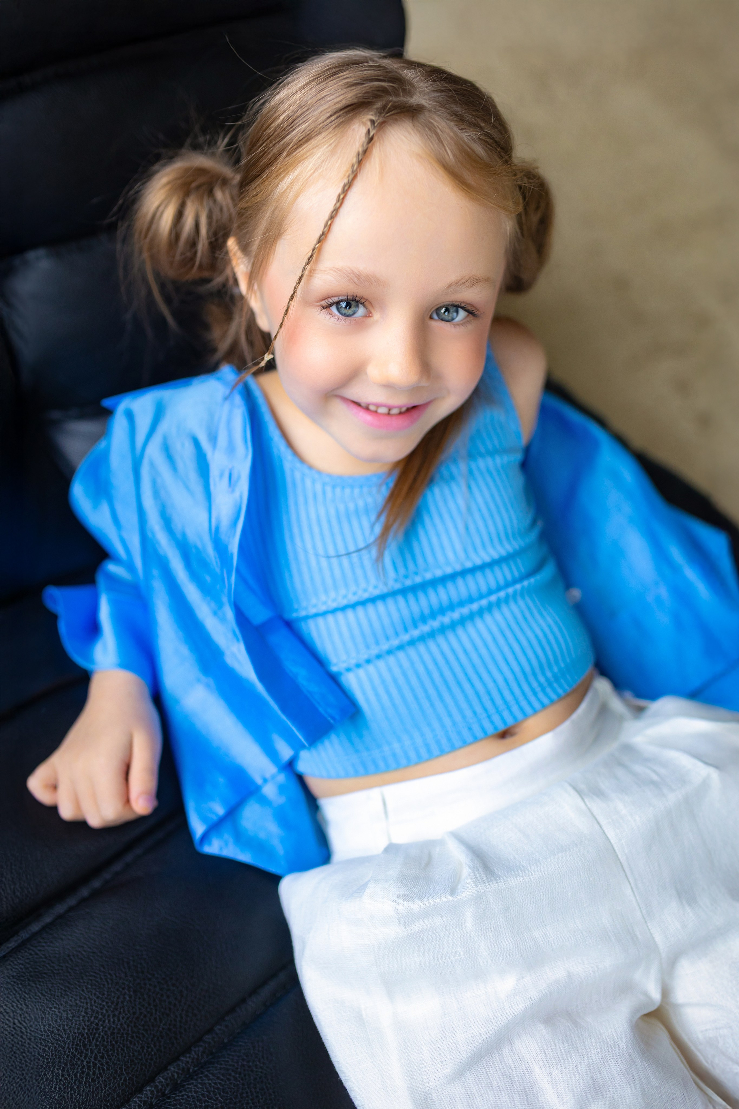 Алиса. «Лаборатория Фотофей» — Виктория Балмош и Юлия Мун. Екатеринбург