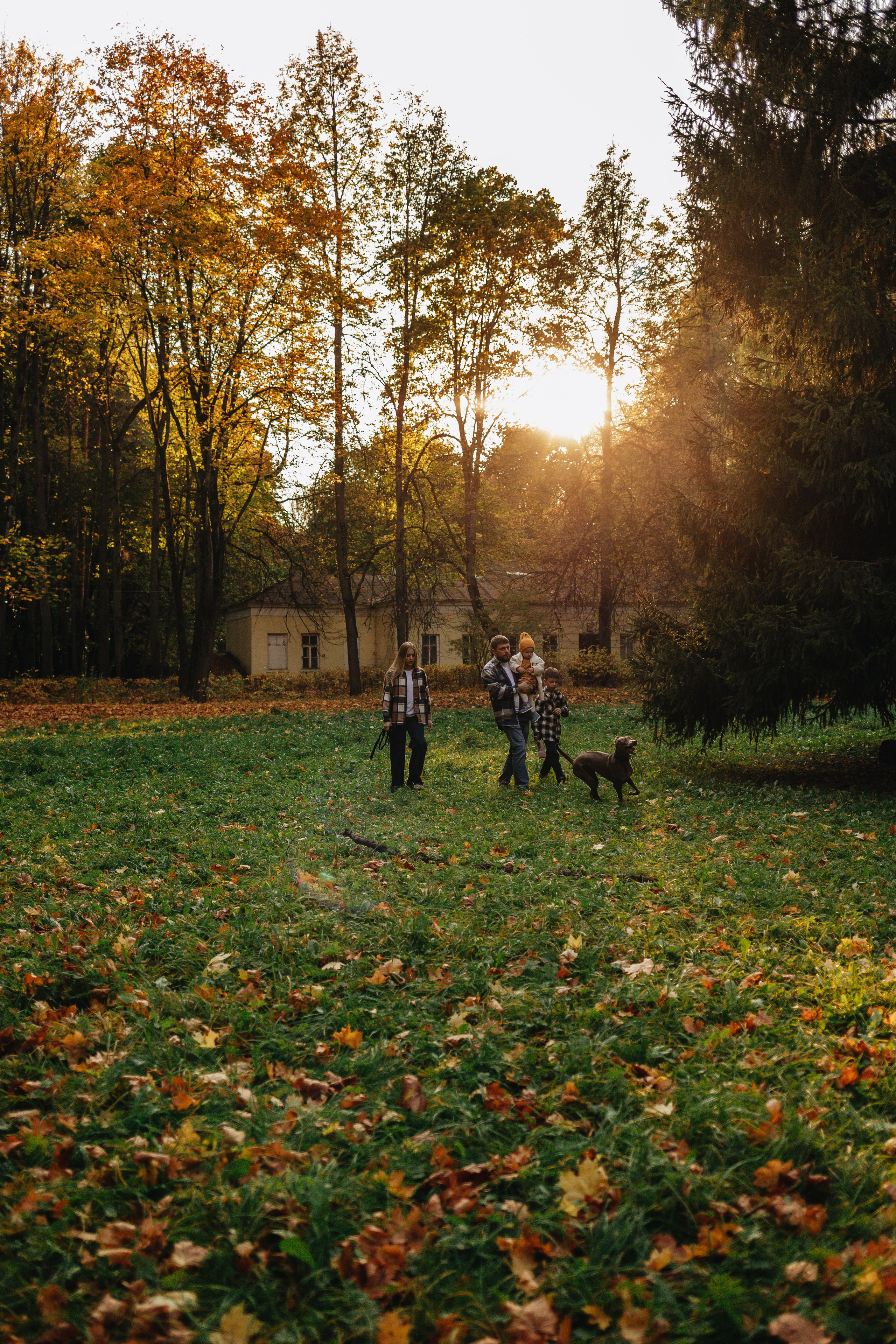 Сергей, Ульяна, Вероника, Денис и Мирослава. Семейный фотограф Юлия Клишина