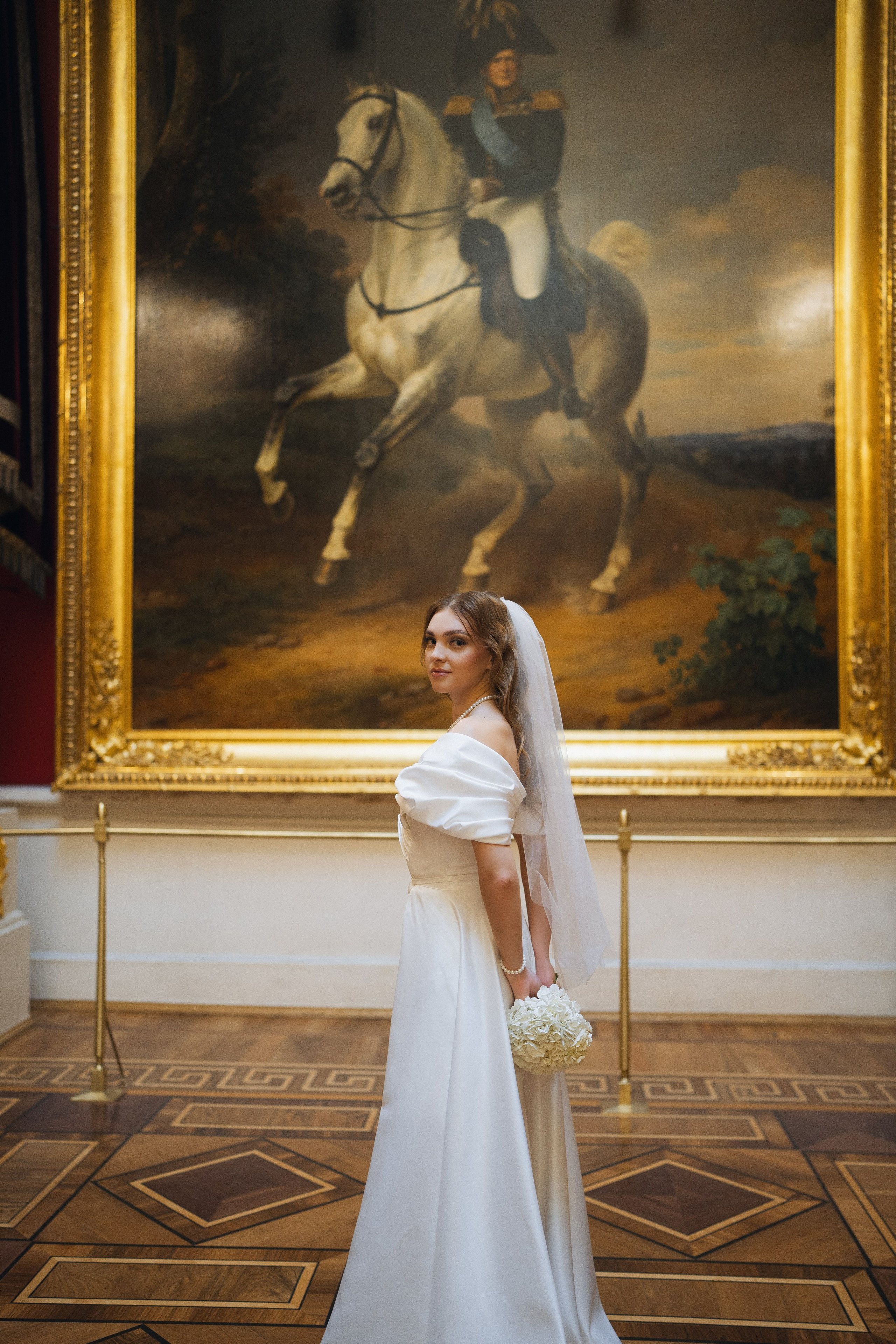 Дмитрий и Кира (Эрмитаж). Свадебный фотограф в Санкт-Петербурге