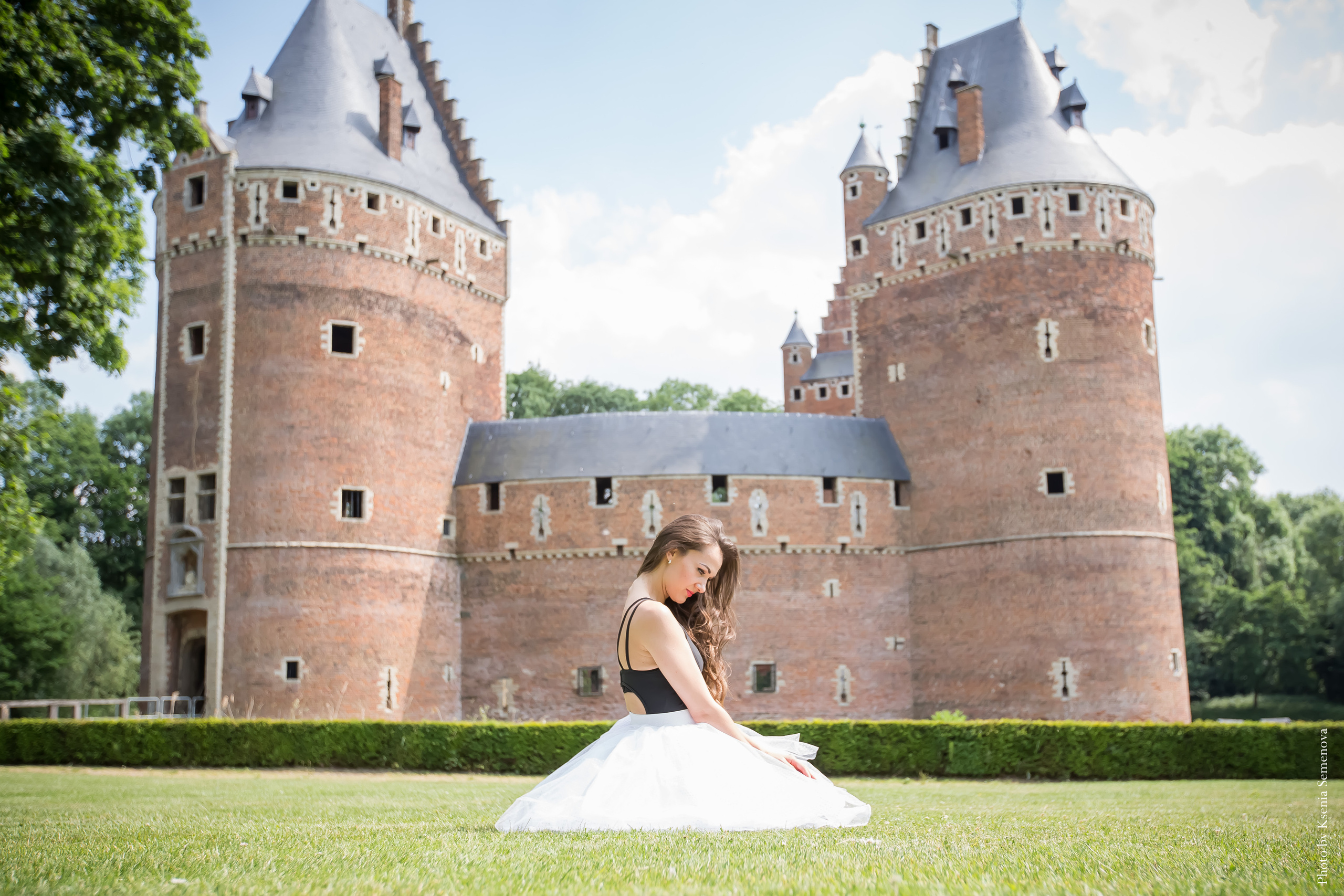 Тематическая съёмка в Европе, тематическая фотосессия для балерины. Фотограф в Москве. Контент для блога. В портфолио и просто на память