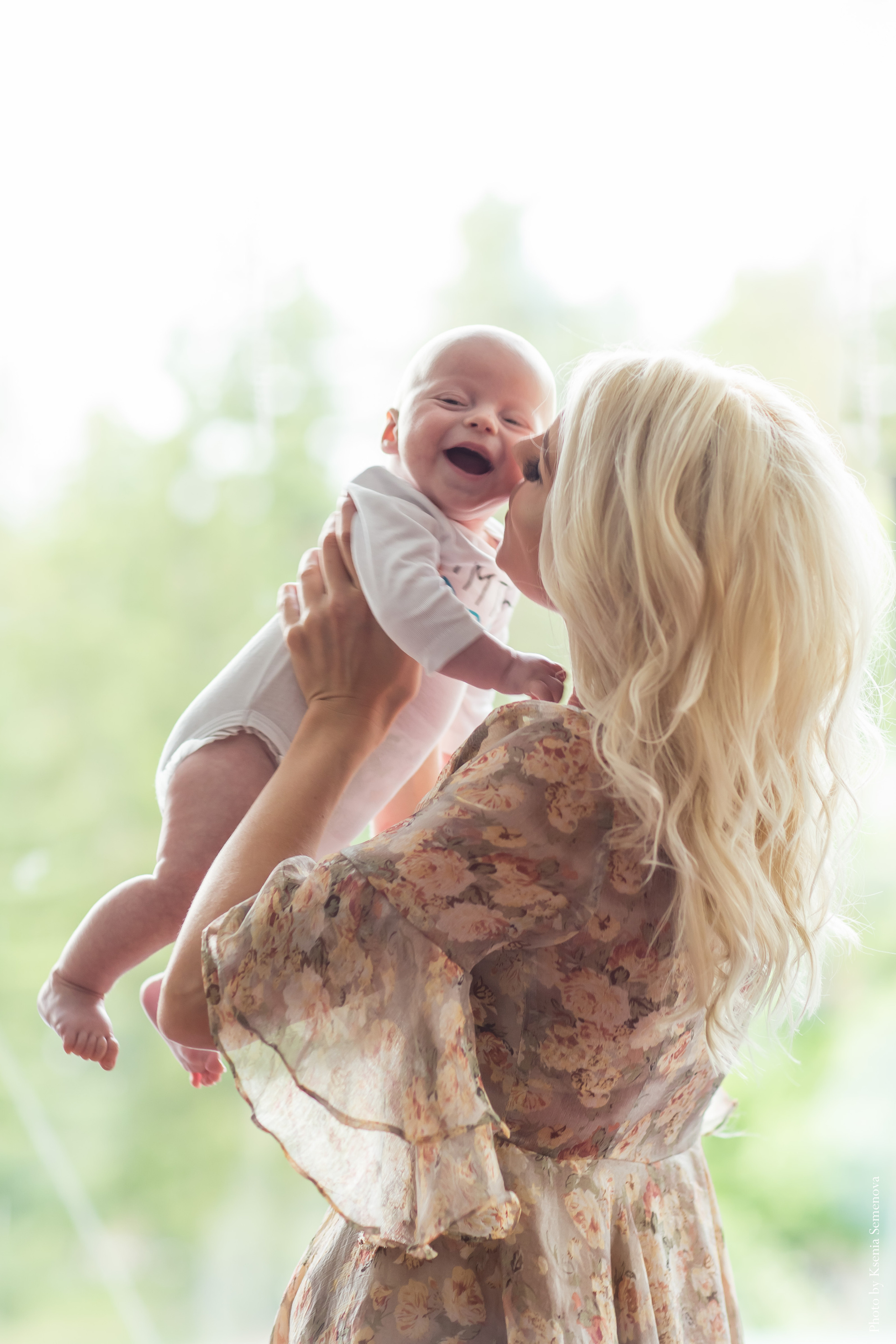 Фотосессия беременности и съёмки матери и ребёнка. Фотограф в Москве. Контент для блога. В портфолио и просто на память