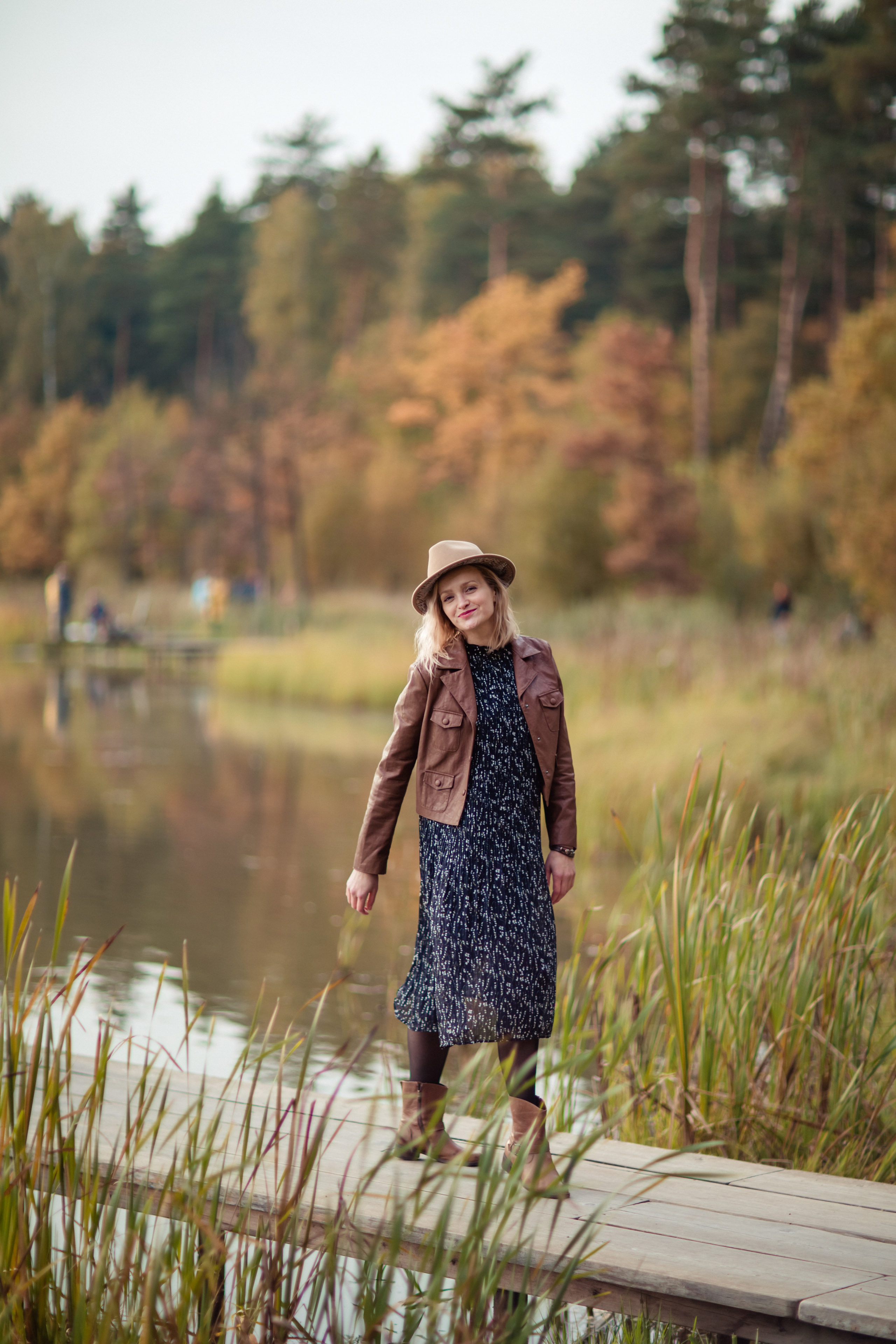 Осенняя фотопрогулка для Ани и Вики. Фотограф в Москве. Контент для блога. В портфолио и просто на память