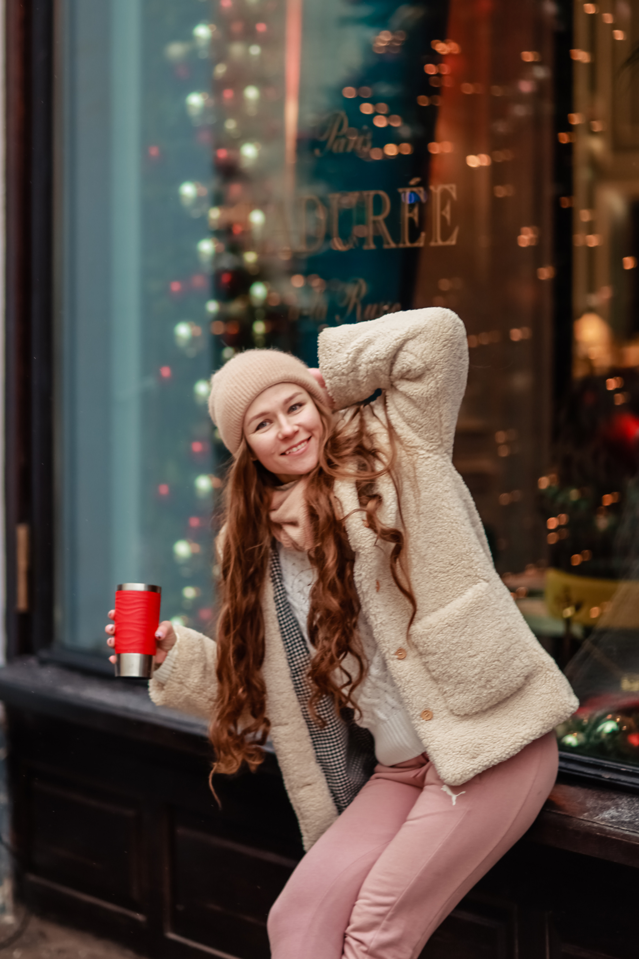 Новогодняя фотопрогулка у ГУМа с Любой. Фотограф в Москве. Контент для блога. В портфолио и просто на память