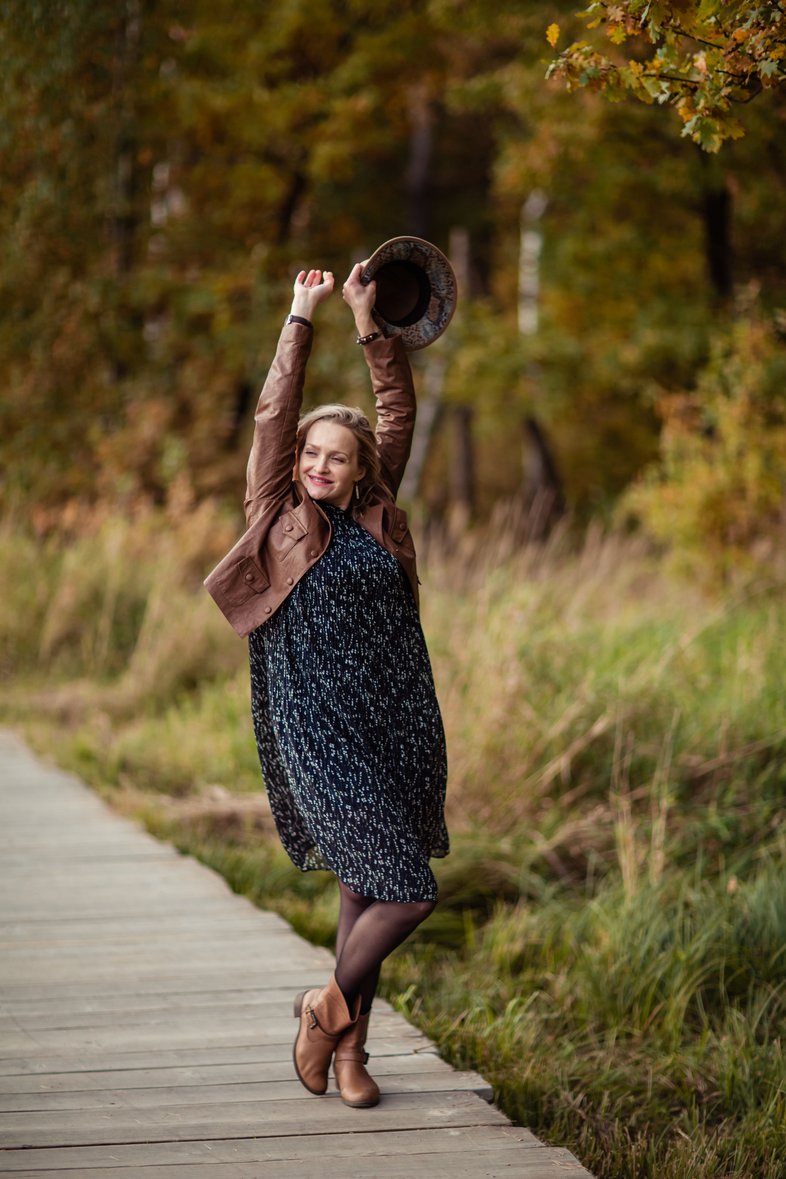 Осенняя фотопрогулка для Ани и Вики. Фотограф в Москве. Контент для блога. В портфолио и просто на память