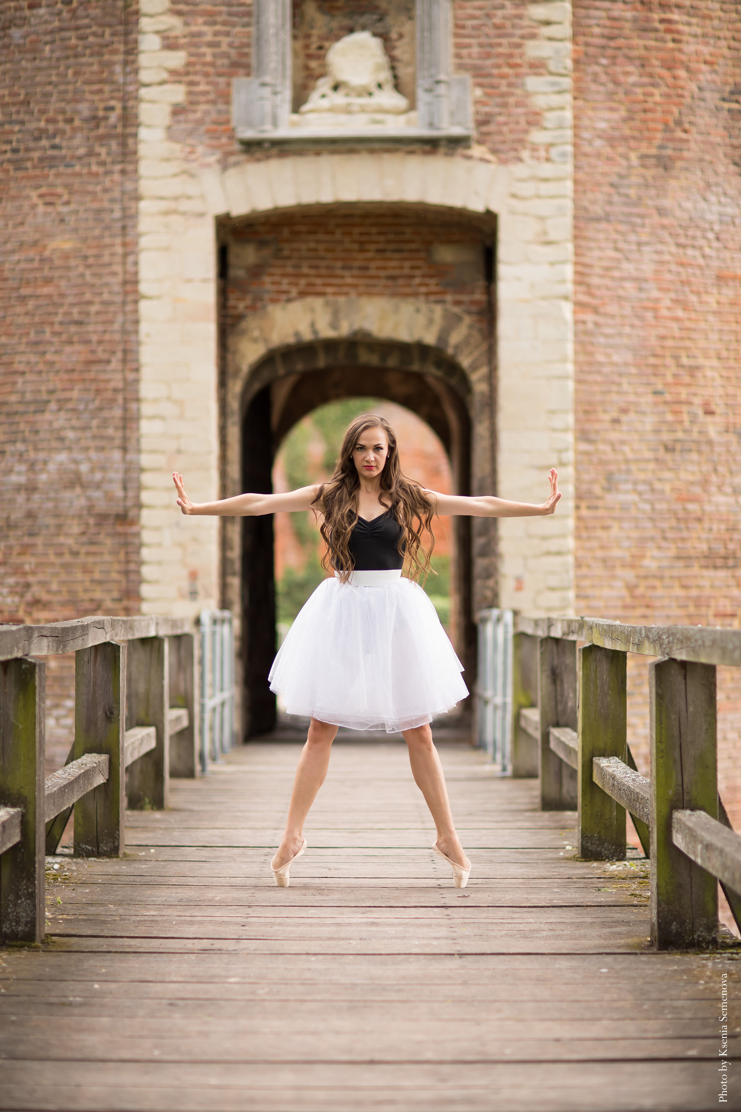 Тематическая съёмка в Европе, тематическая фотосессия для балерины. Фотограф в Москве. Контент для блога. В портфолио и просто на память