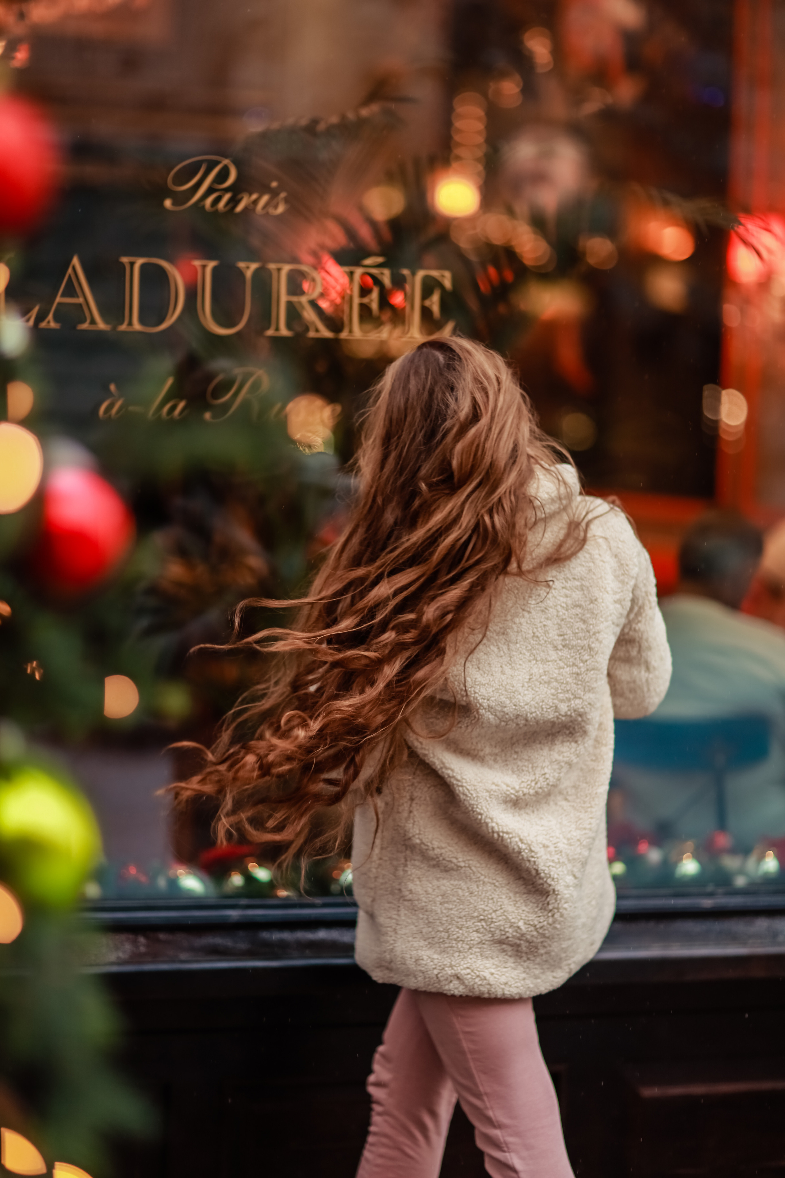 Новогодняя фотопрогулка у ГУМа с Любой. Фотограф в Москве. Контент для блога. В портфолио и просто на память