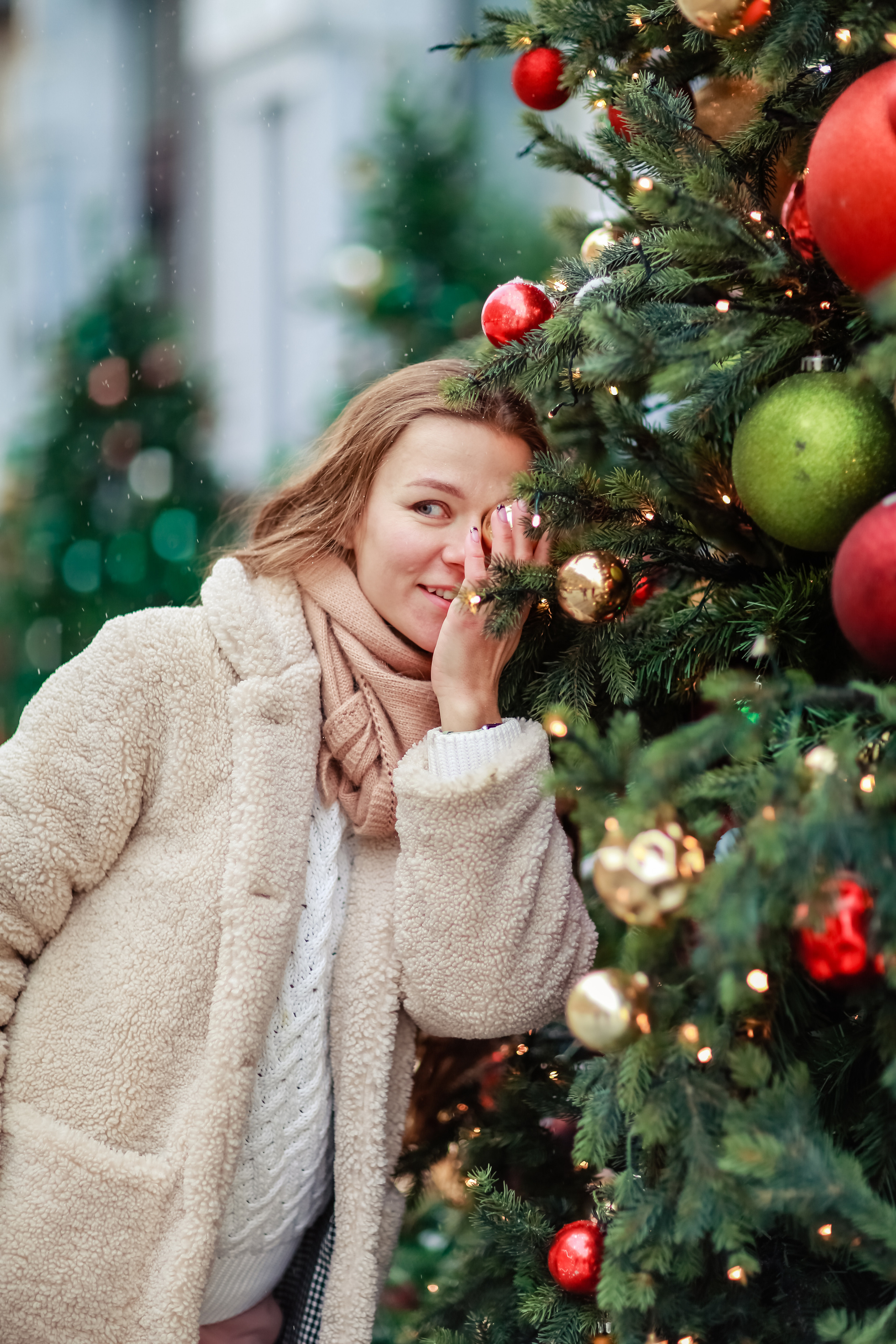 Новогодняя фотопрогулка у ГУМа с Любой. Фотограф в Москве. Контент для блога. В портфолио и просто на память